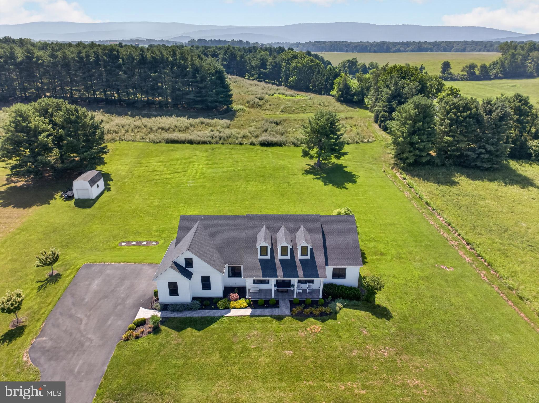 Welcome to 80 Bowling View Road, the personal residence of a respected – image 27