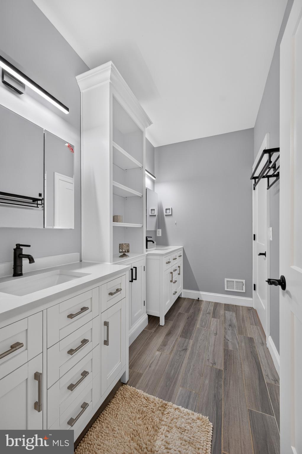 Welcome to 80 Bowling View Road, the personal residence of a respected – image 73
