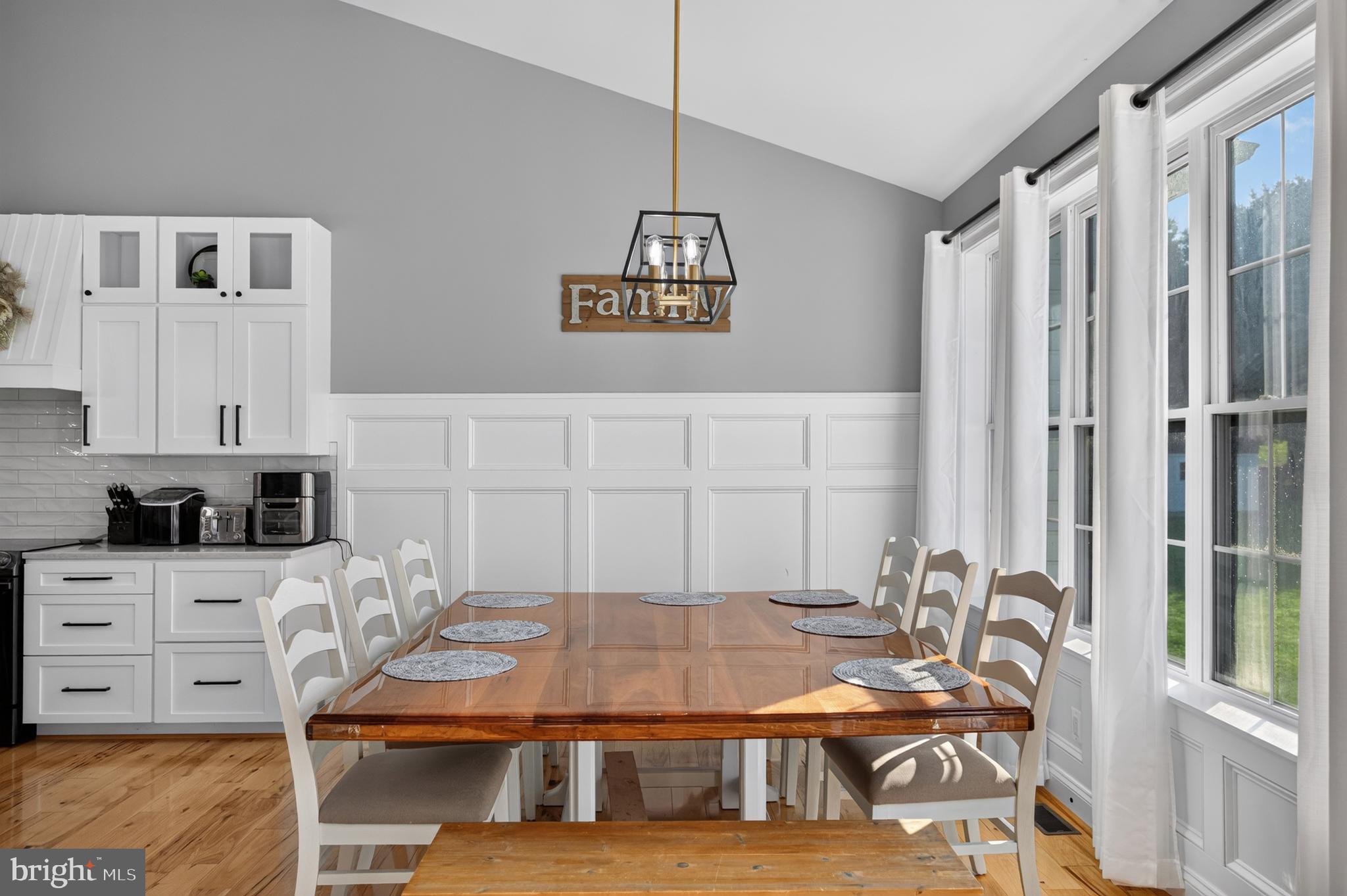 Welcome to 80 Bowling View Road, the personal residence of a respected – image 48