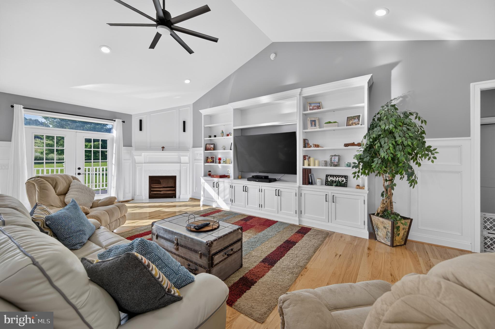 Welcome to 80 Bowling View Road, the personal residence of a respected – image 52