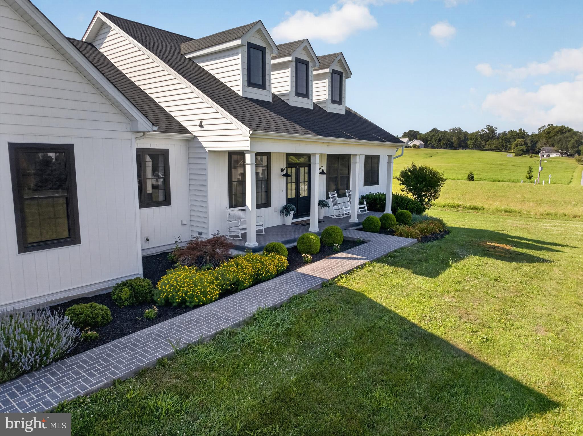 Welcome to 80 Bowling View Road, the personal residence of a respected – image 16
