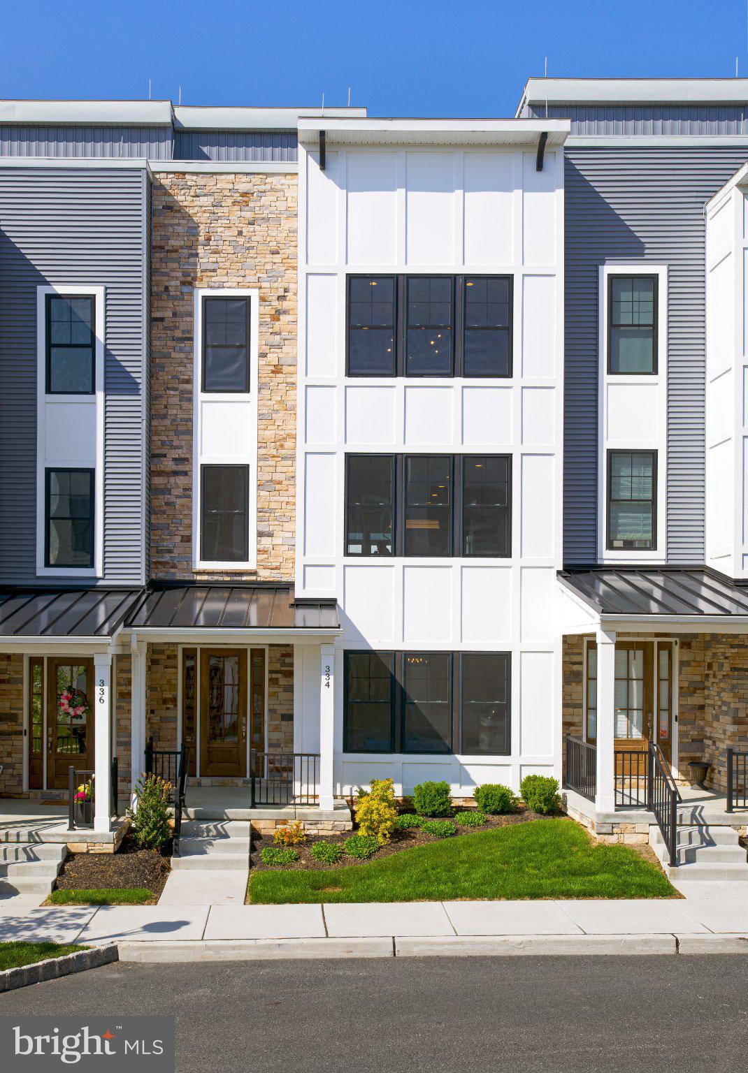 NEWTOWN WALK AT ELLIS PRESERVE - Residential