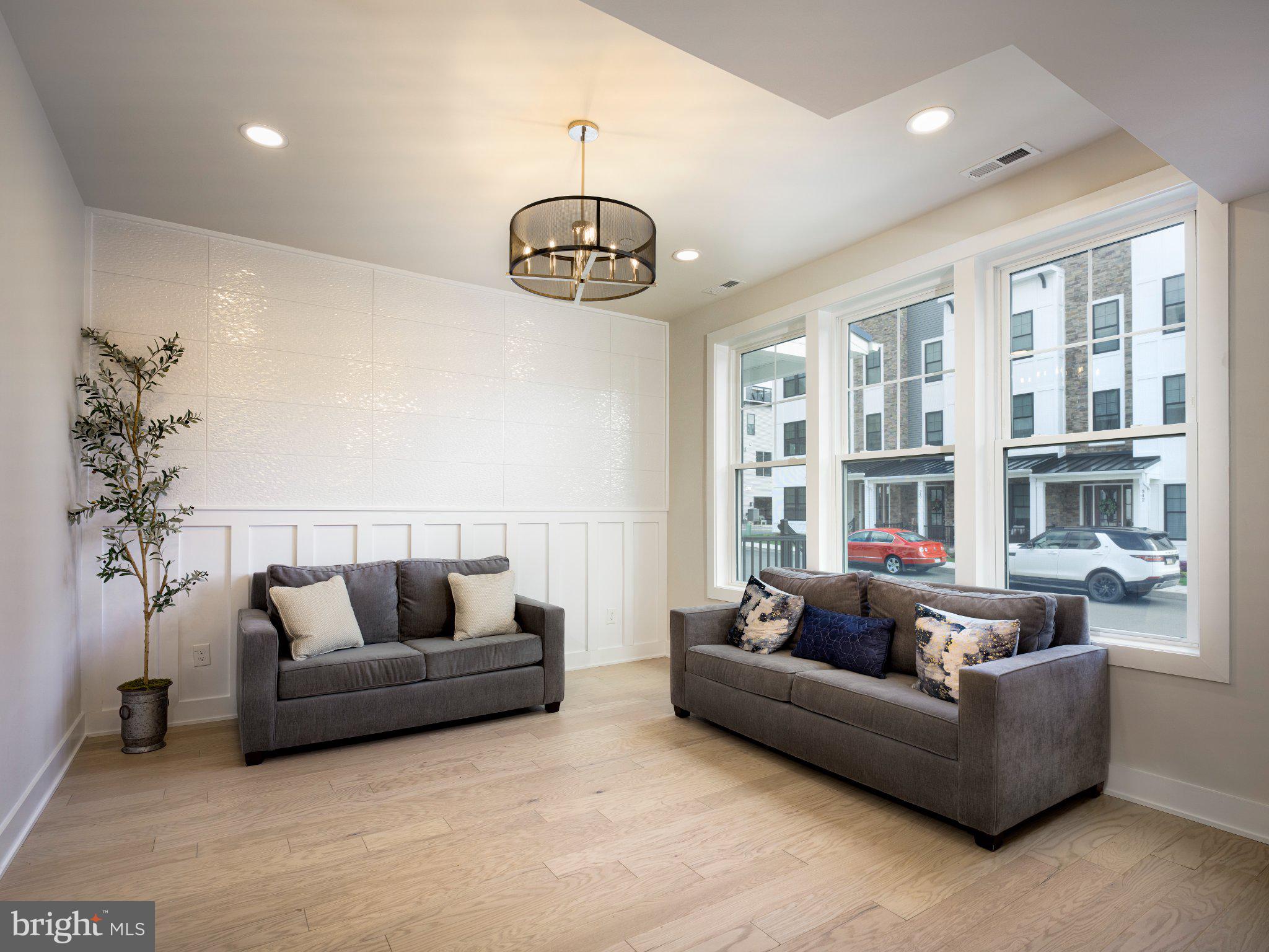 NEWTOWN WALK AT ELLIS PRESERVE - Residential