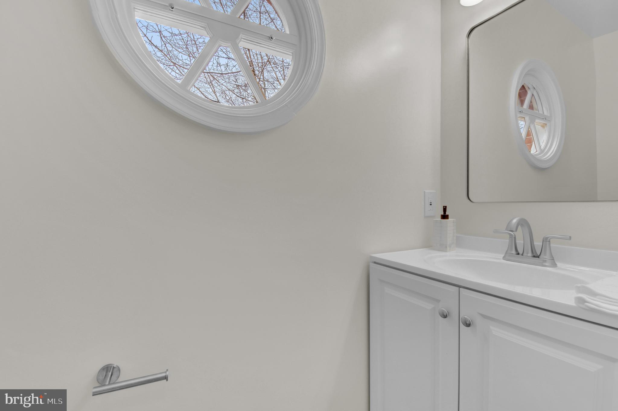 BALLSTON AREA TOWNHOUSES - Residential