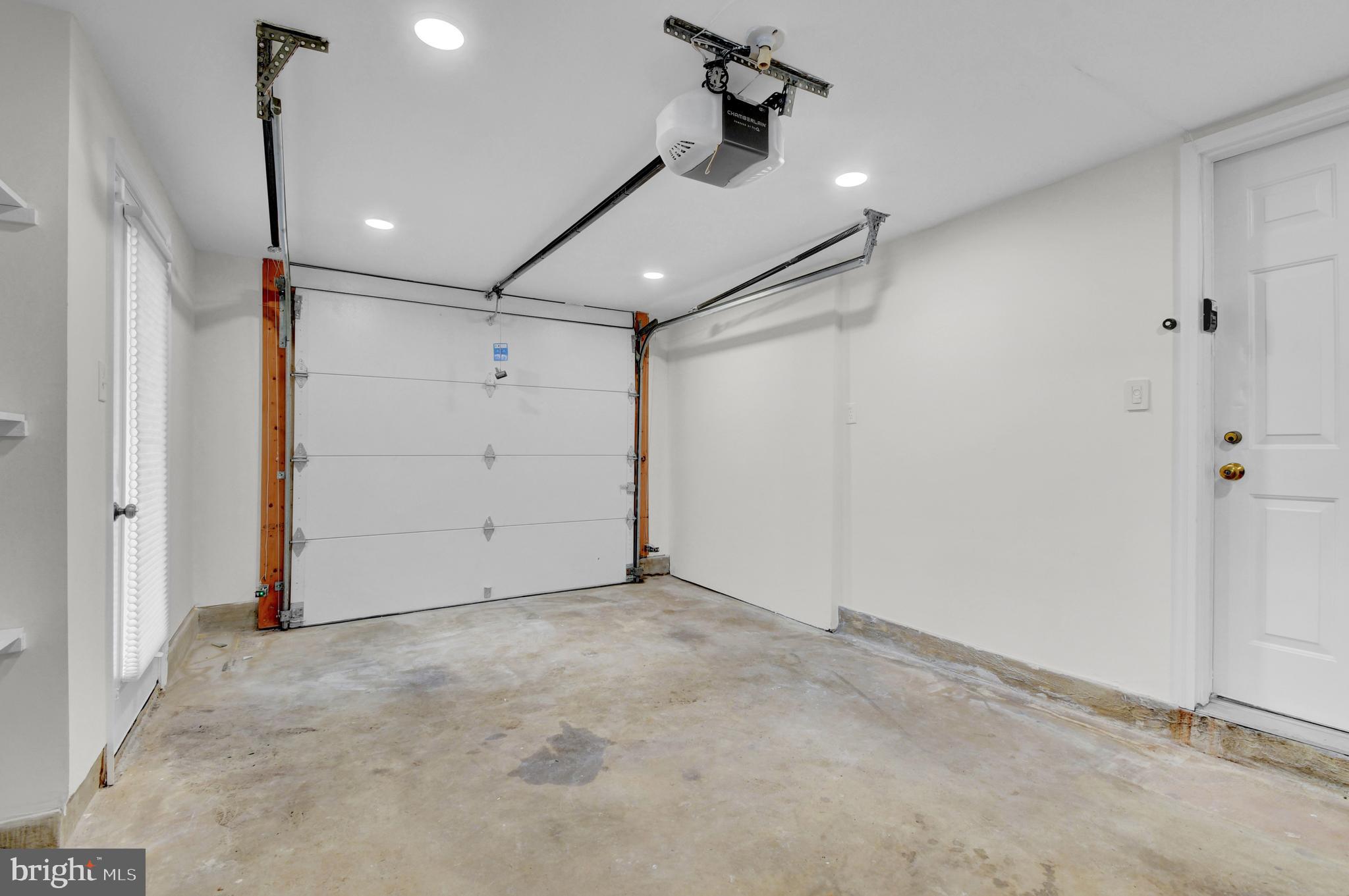 BALLSTON AREA TOWNHOUSES - Residential