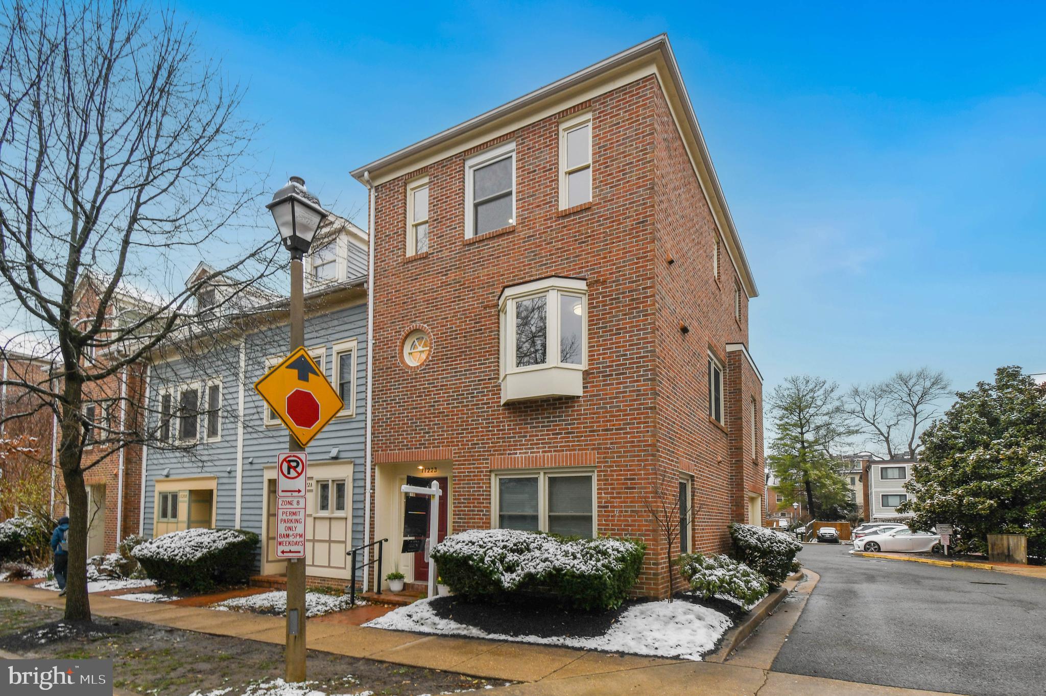 BALLSTON AREA TOWNHOUSES - Residential