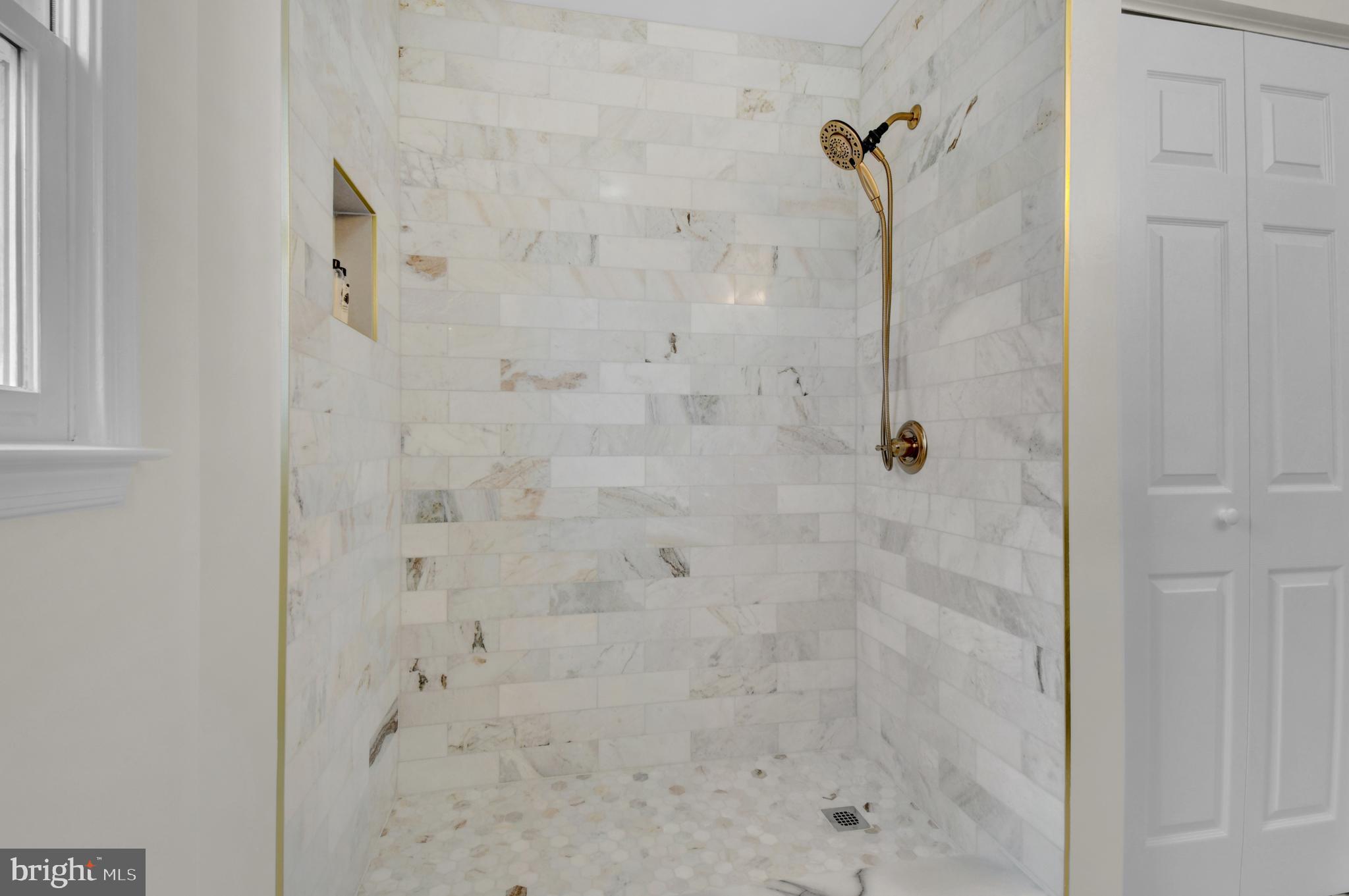 BALLSTON AREA TOWNHOUSES - Residential