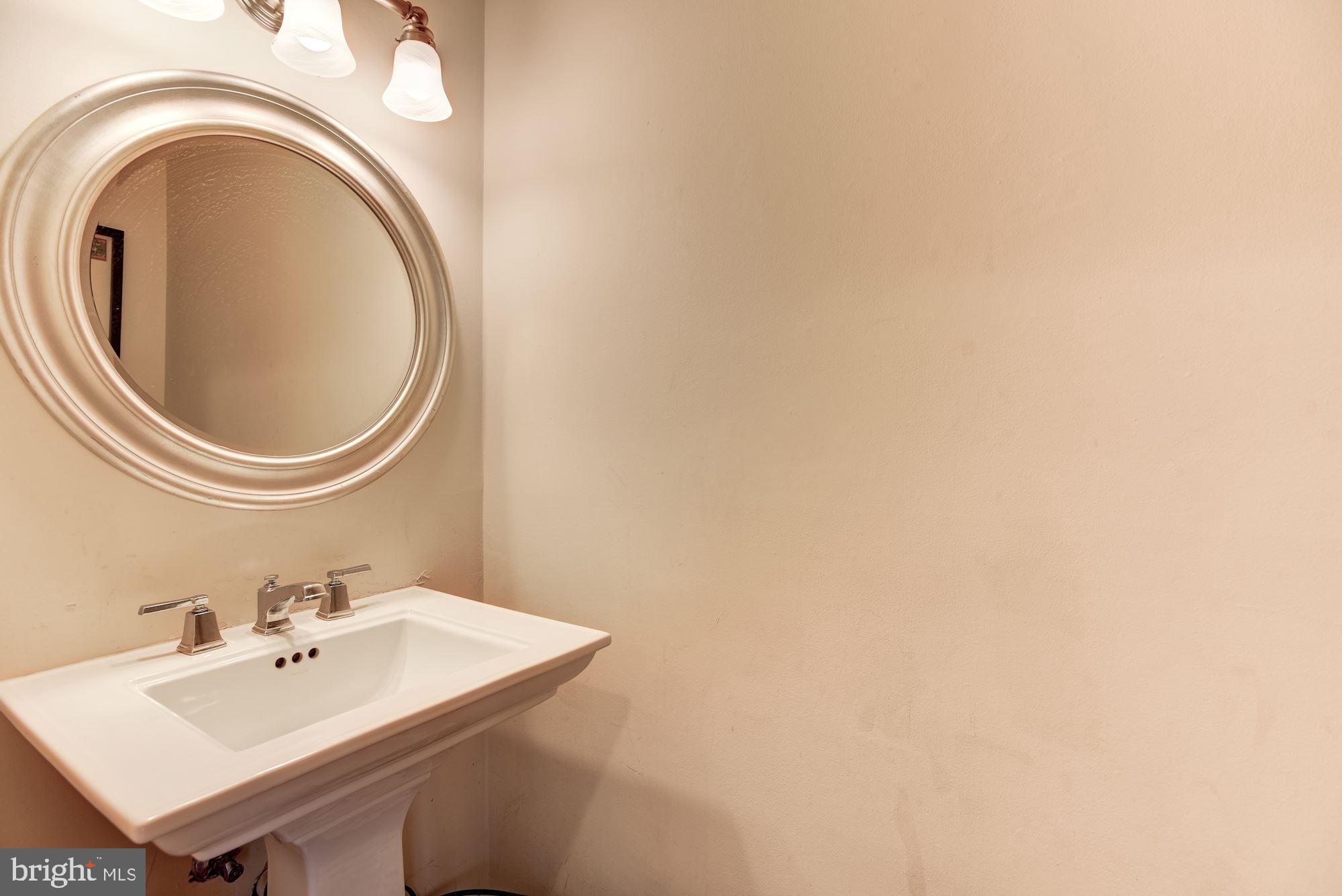 OAK WEST - Residential