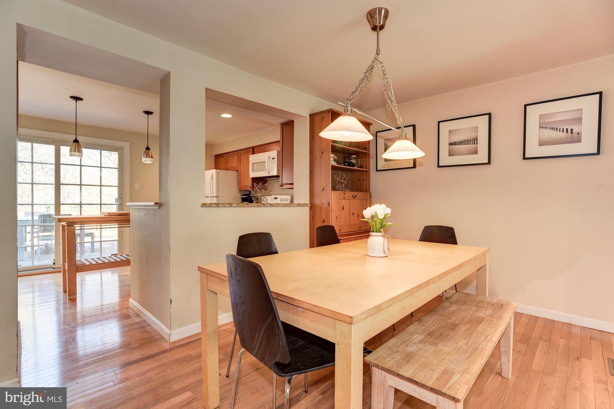 OAK WEST - Residential