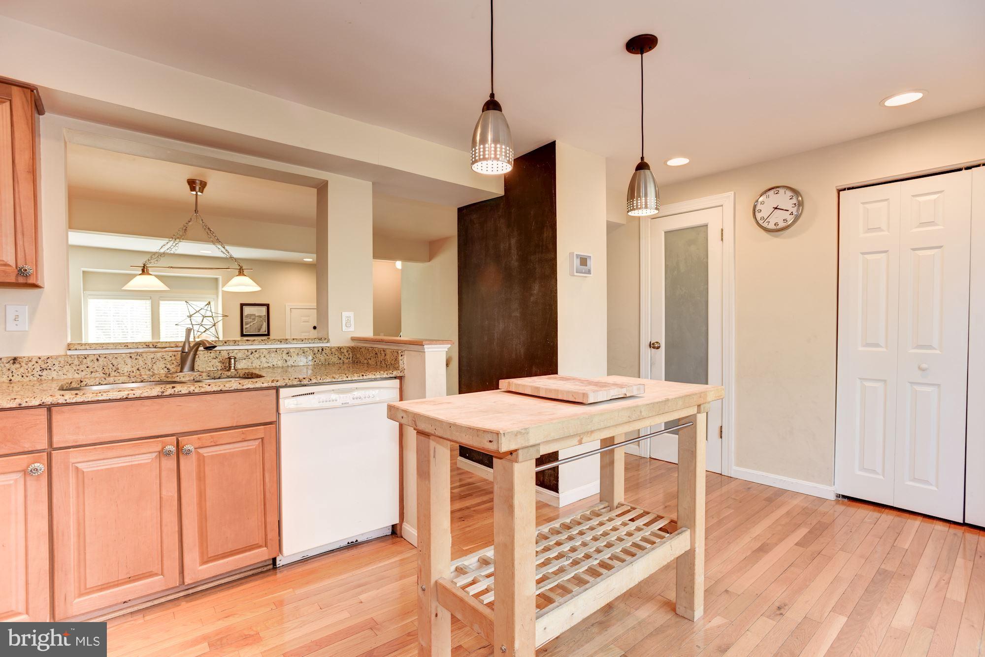 OAK WEST - Residential