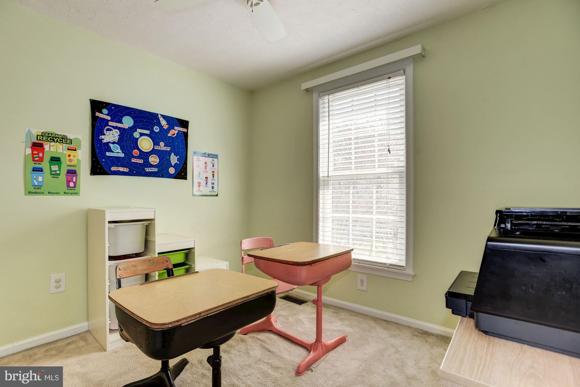 OAK WEST - Residential