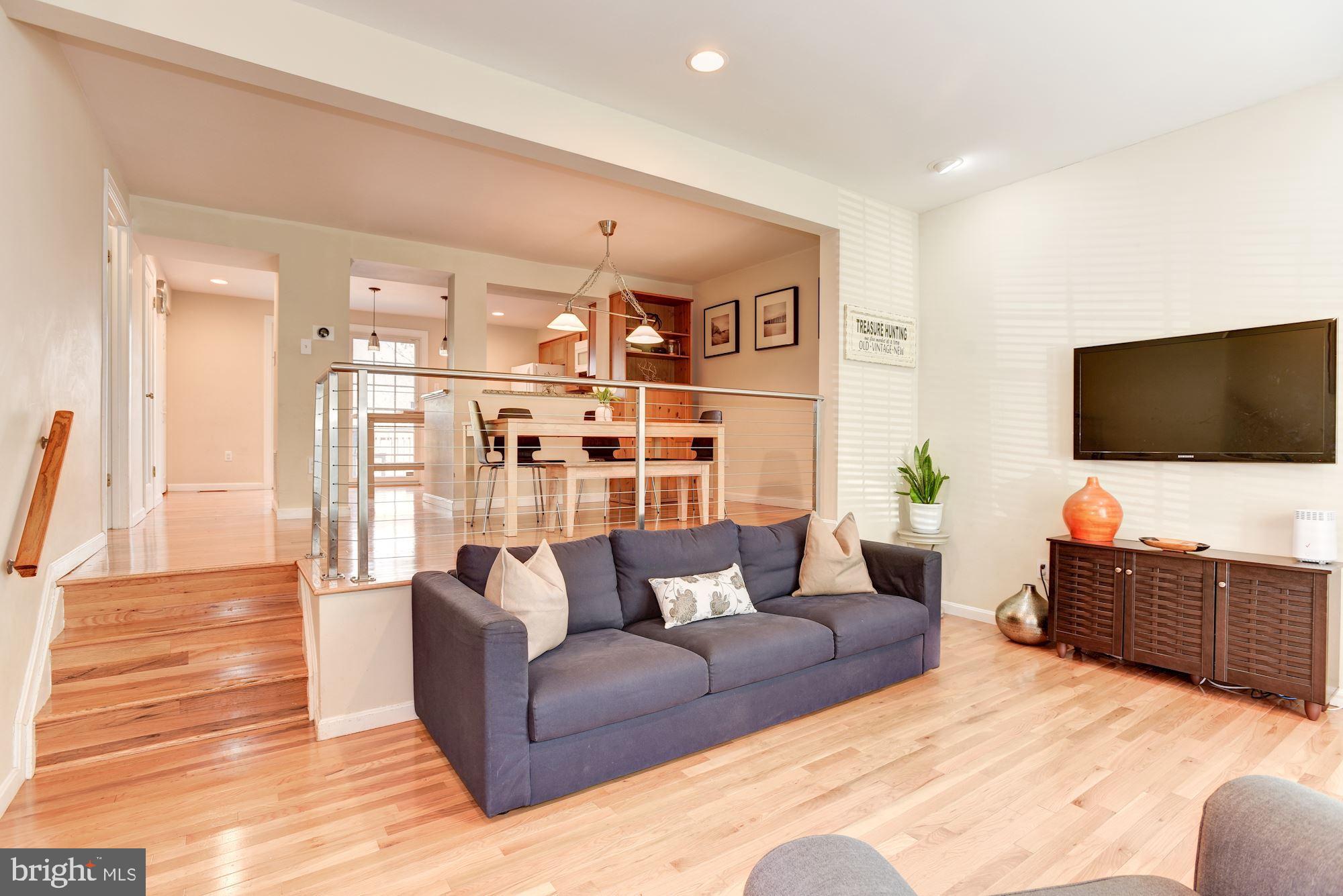 OAK WEST - Residential