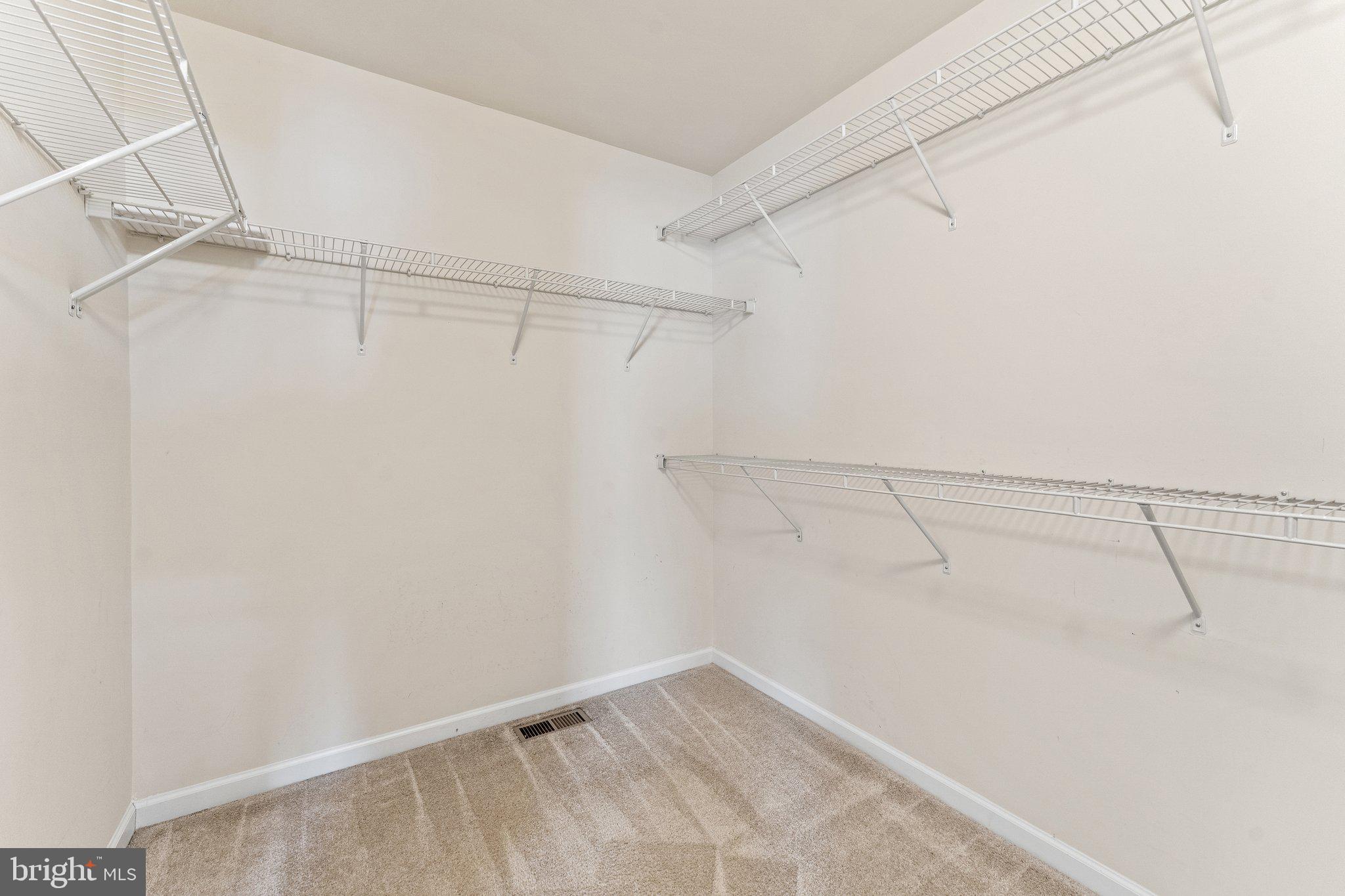 DAWKINS RIDGE - Residential Lease