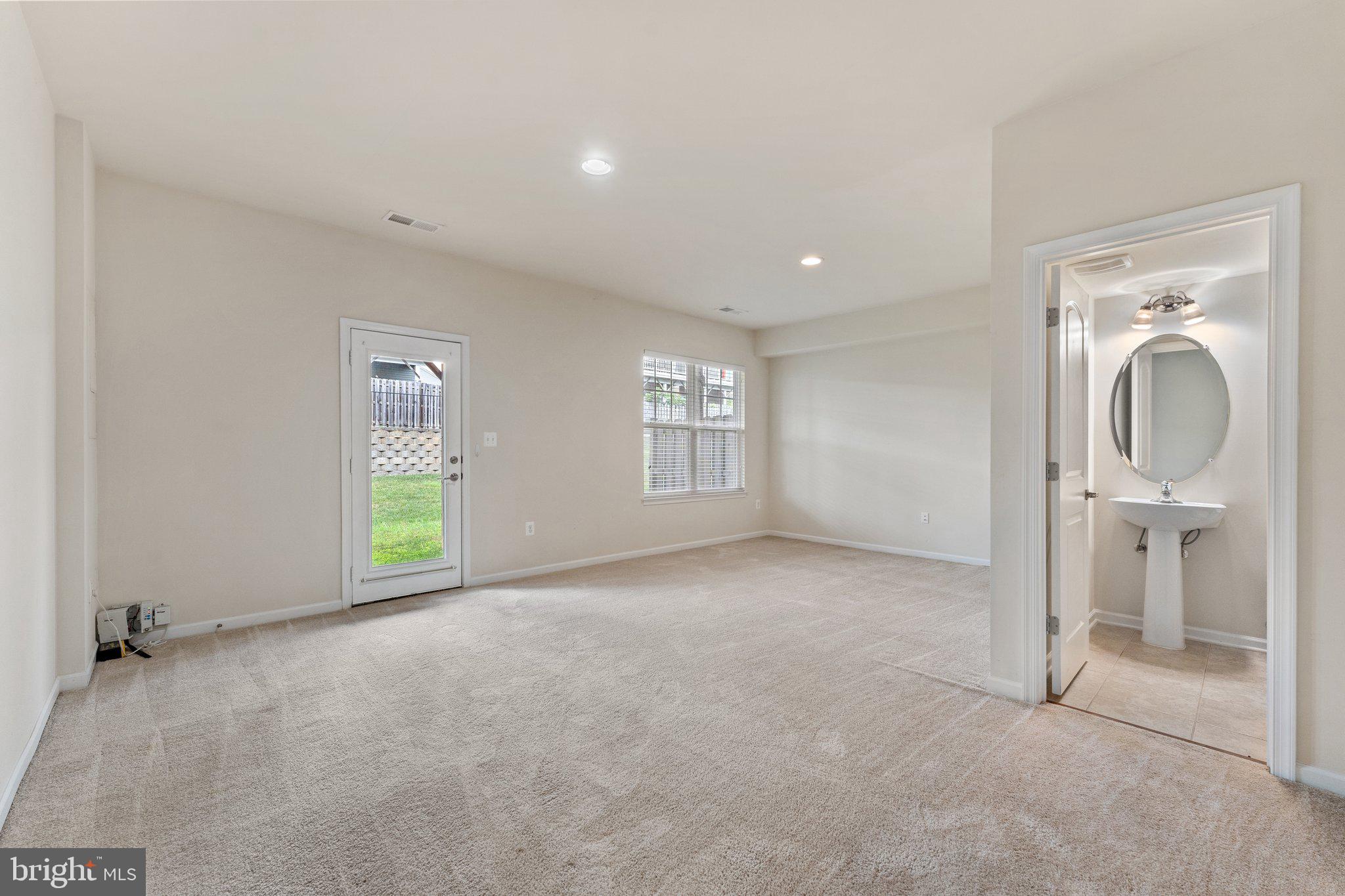 DAWKINS RIDGE - Residential Lease