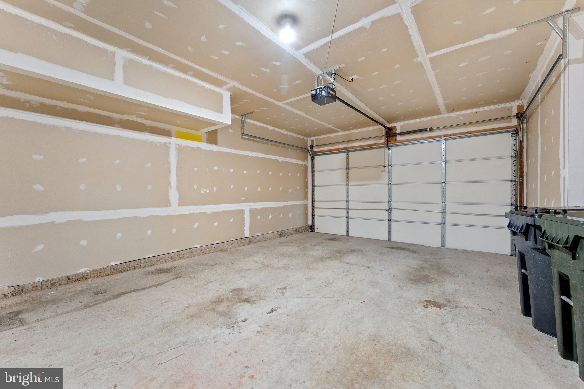 DAWKINS RIDGE - Residential Lease