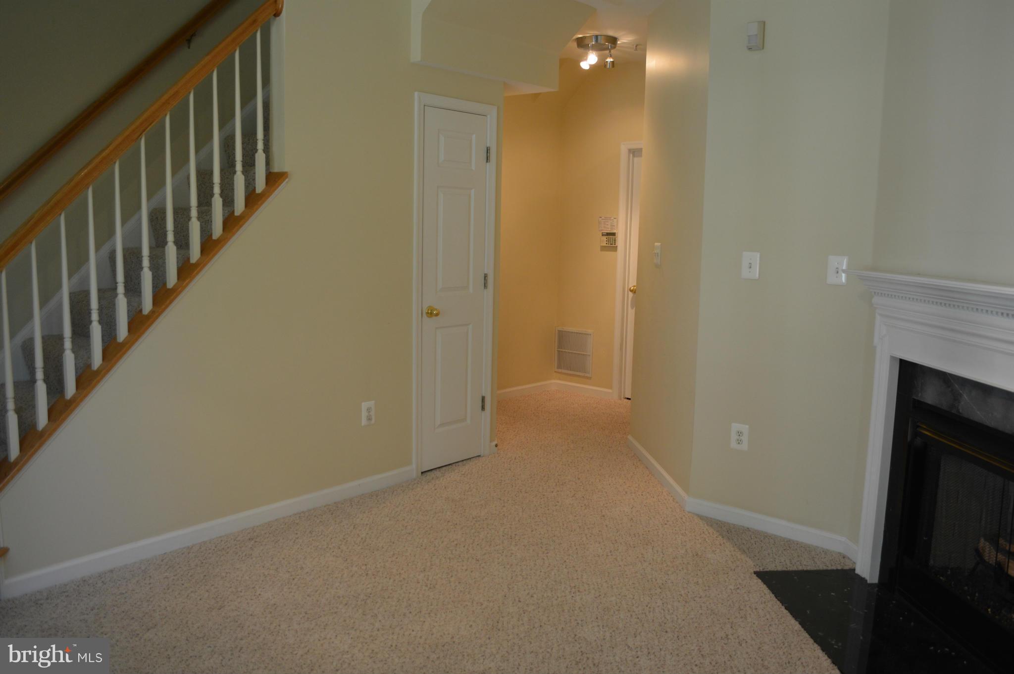 SUMMERS GROVE - Residential Lease