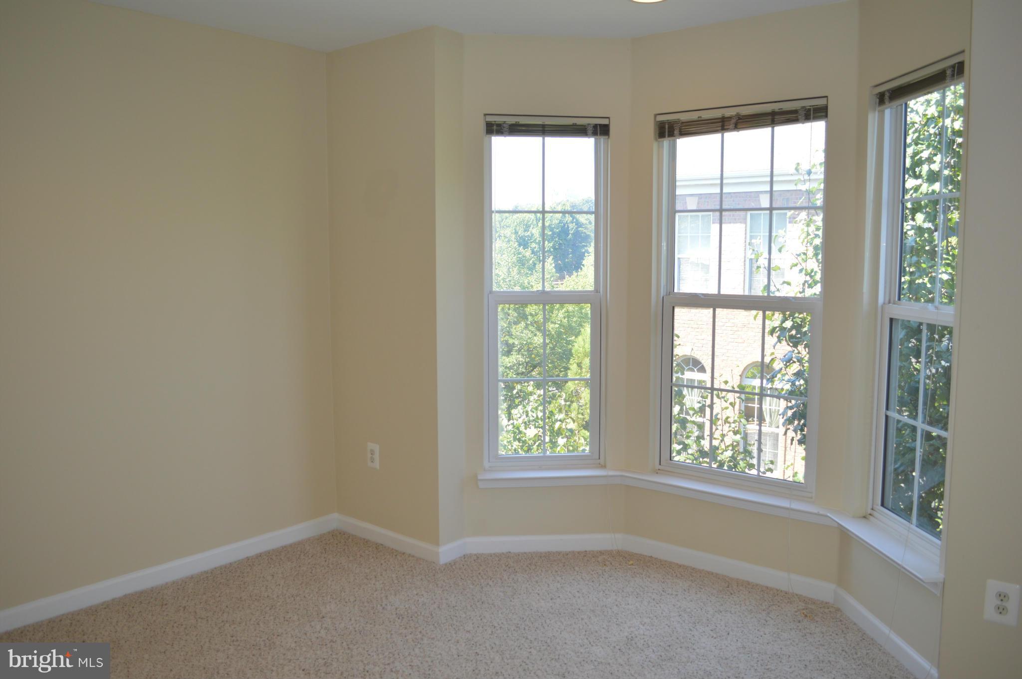 SUMMERS GROVE - Residential Lease