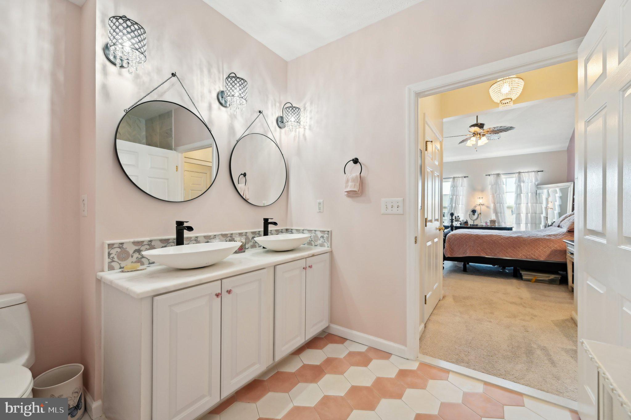 CHESTNUT POINT EAST - Residential