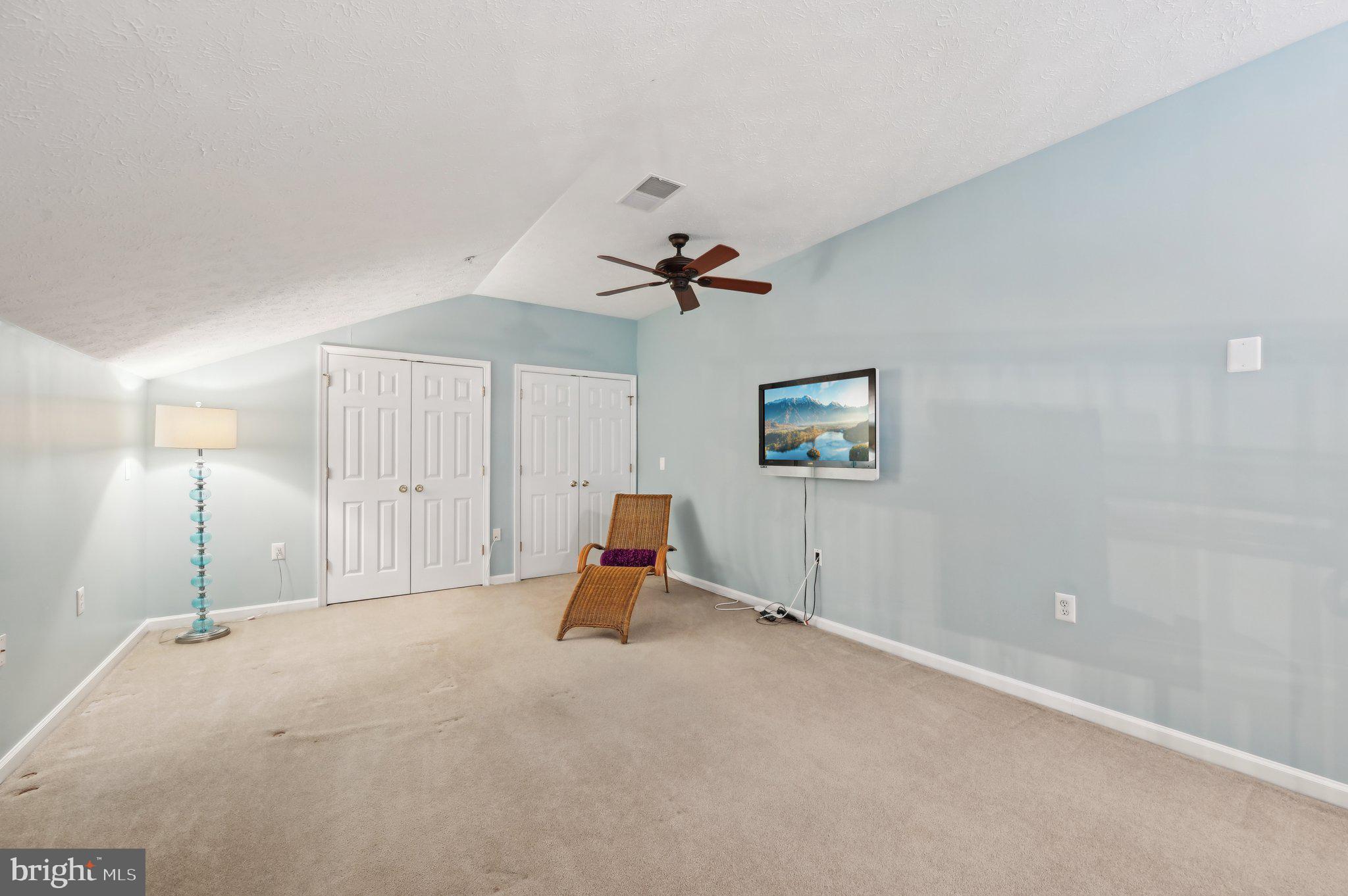 CHESTNUT POINT EAST - Residential