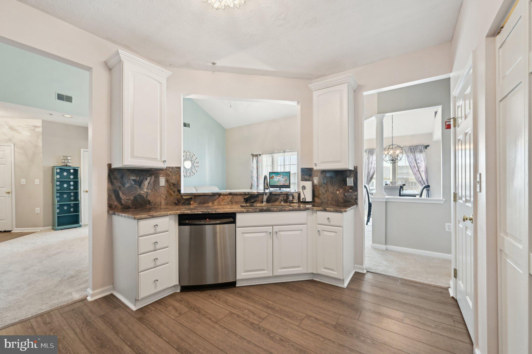 CHESTNUT POINT EAST - Residential