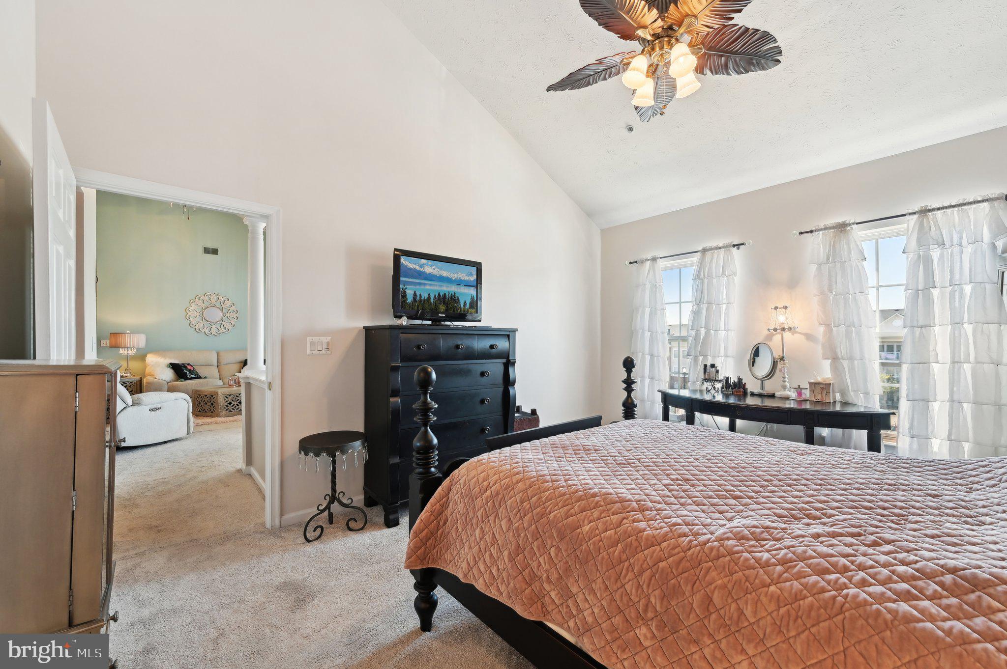 CHESTNUT POINT EAST - Residential