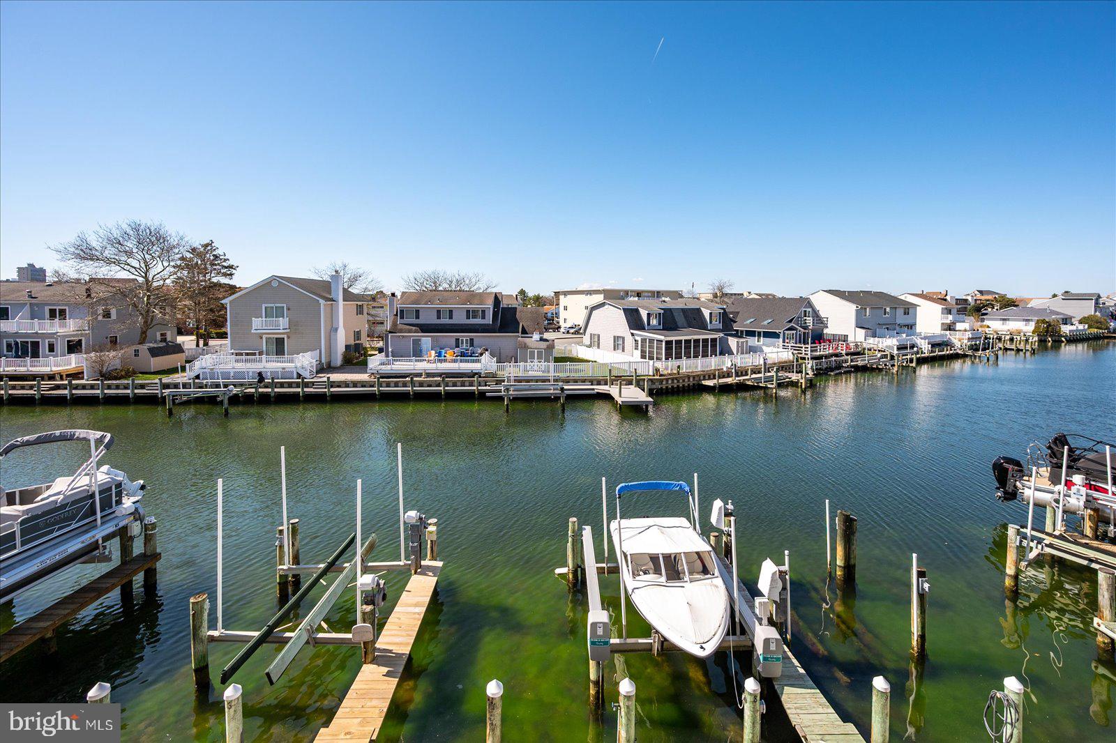 HERON HARBOUR - Residential