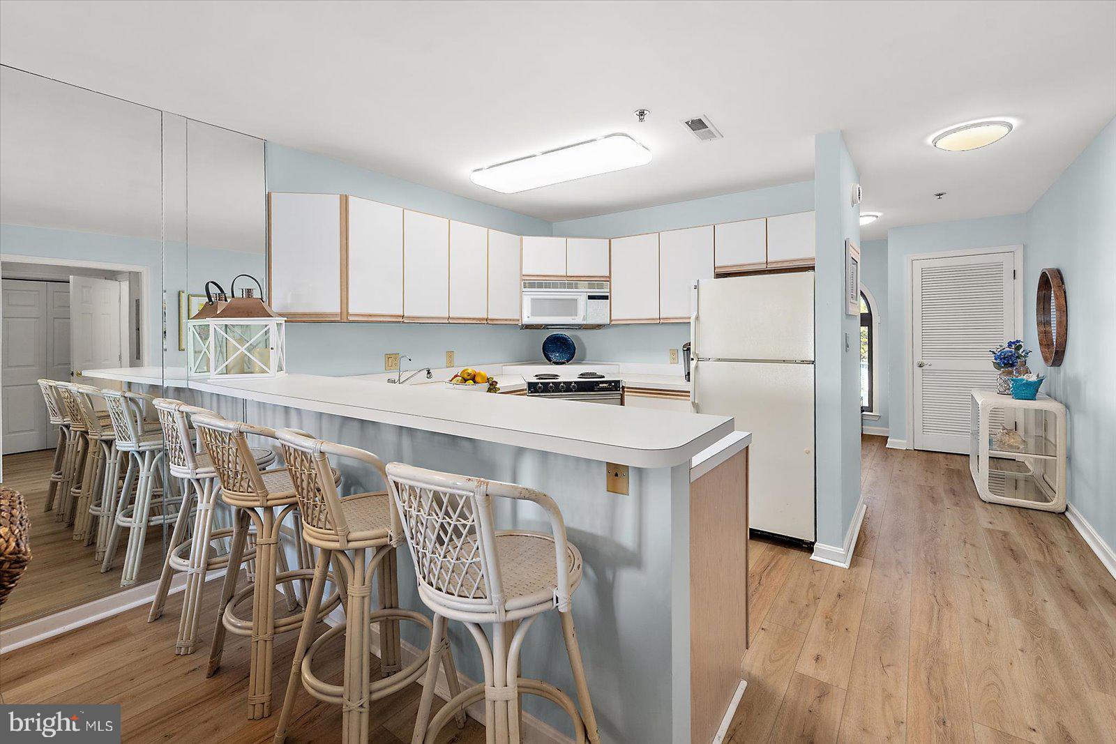 201 S HERON DRIVE 8A