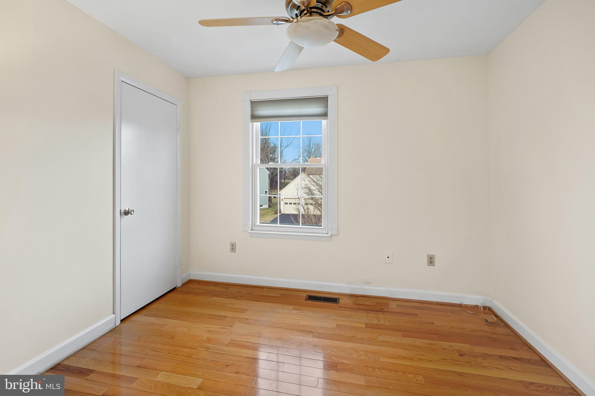 FLOWER HILL - Residential