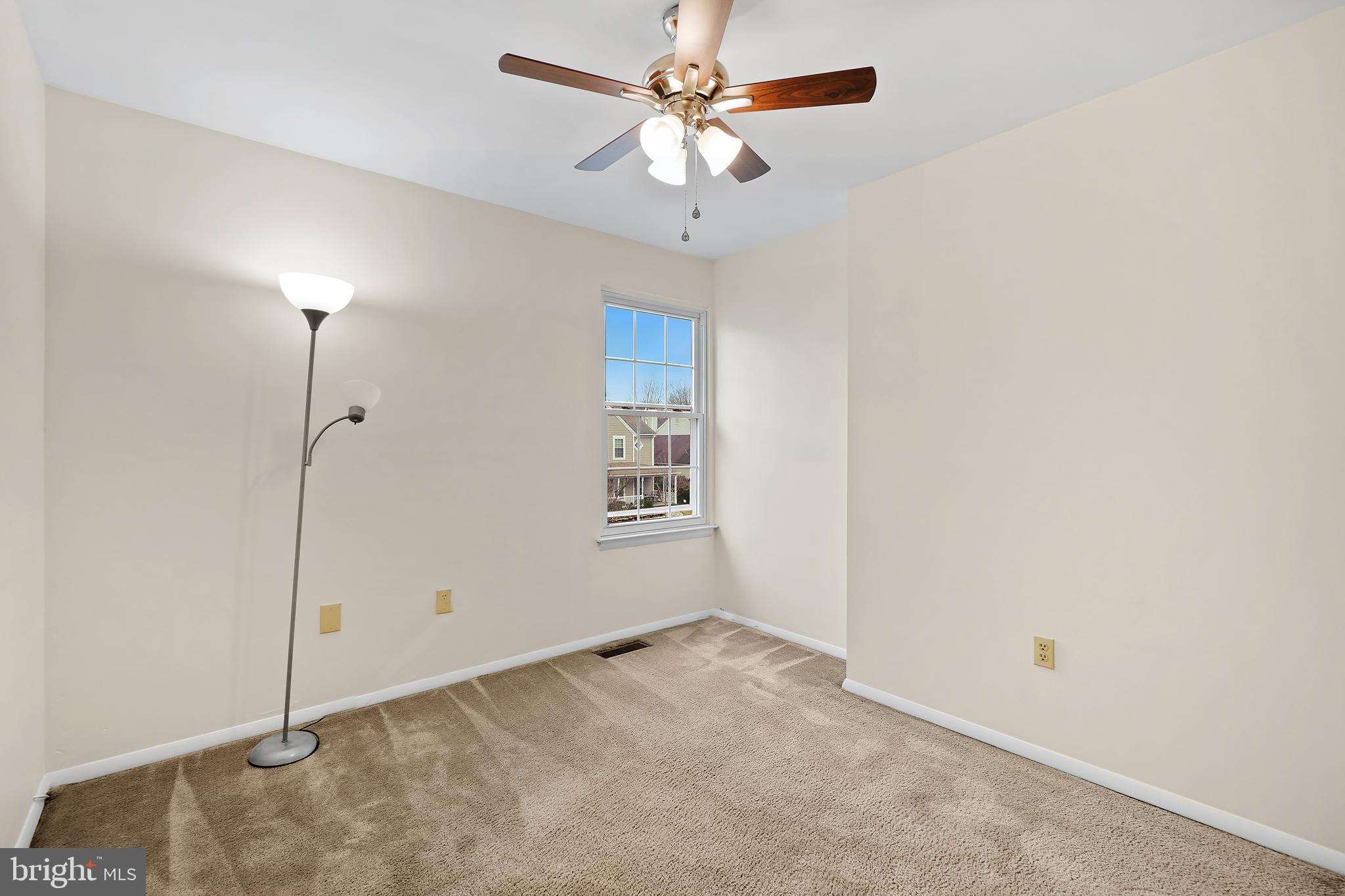 FLOWER HILL - Residential