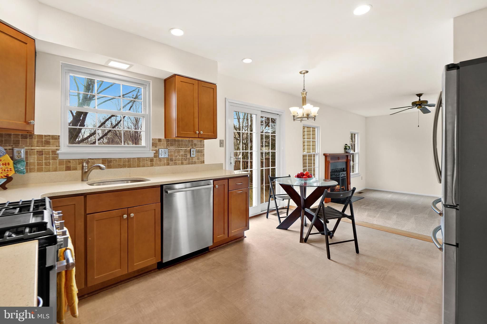 FLOWER HILL - Residential