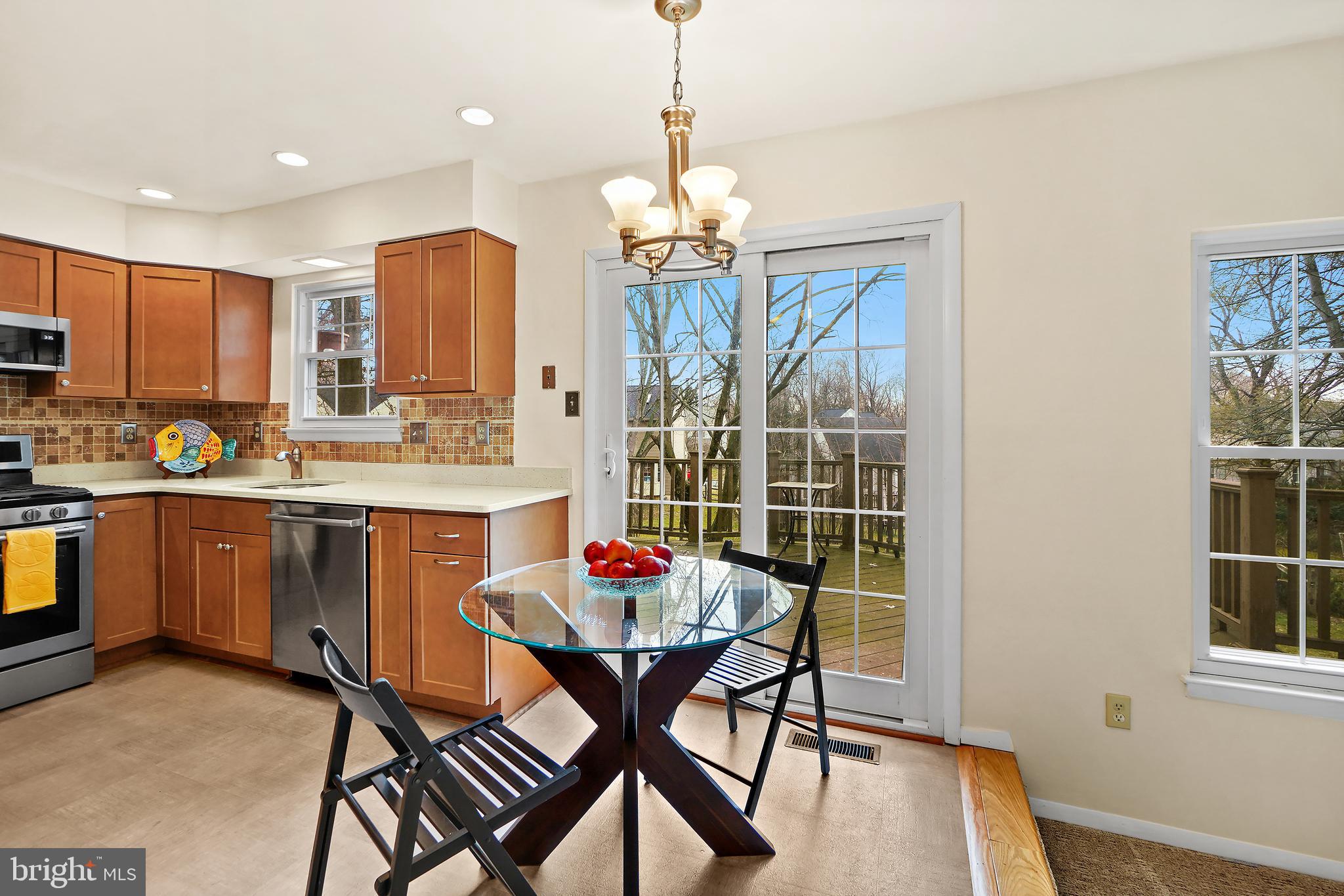 FLOWER HILL - Residential