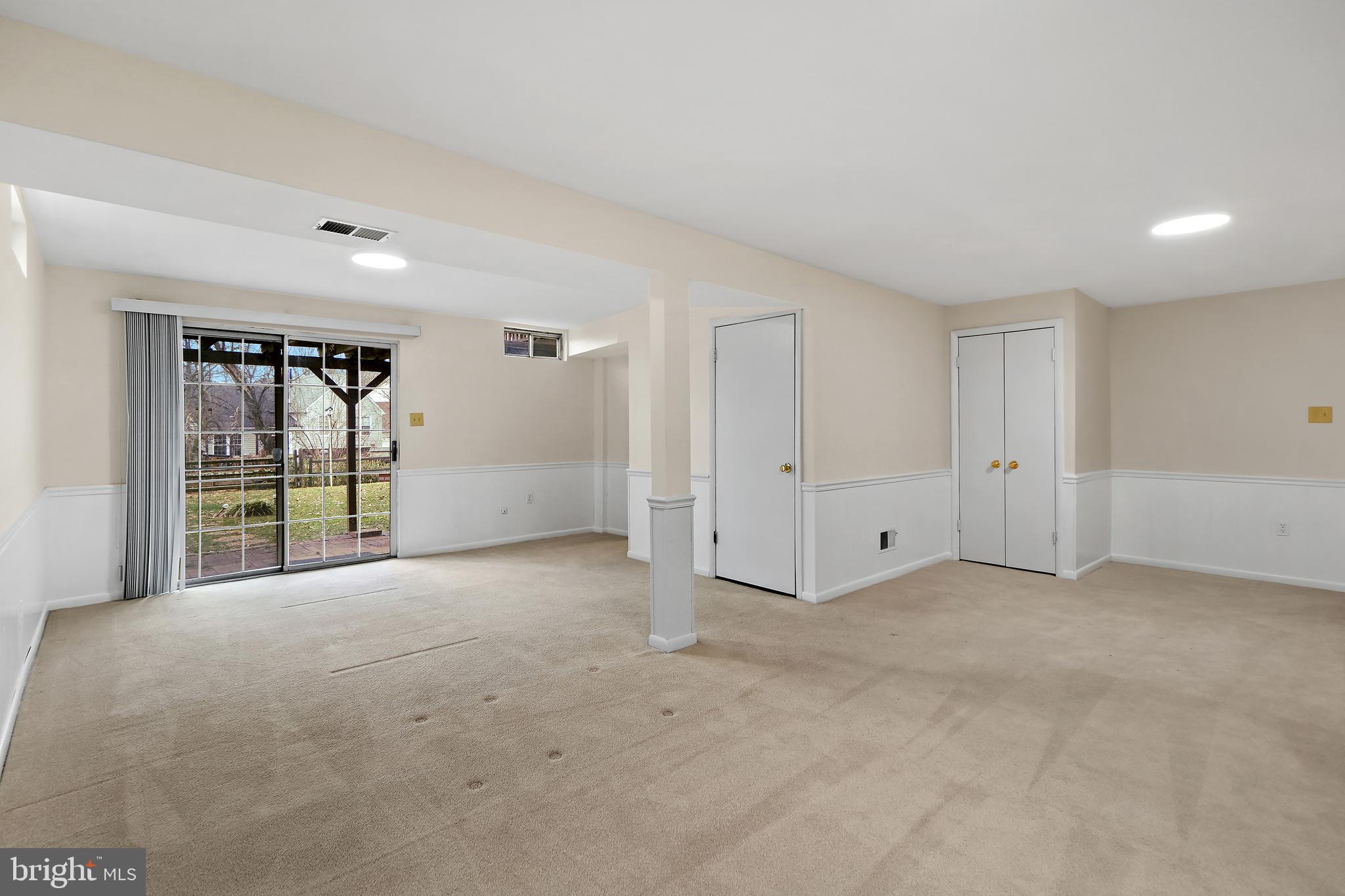 FLOWER HILL - Residential