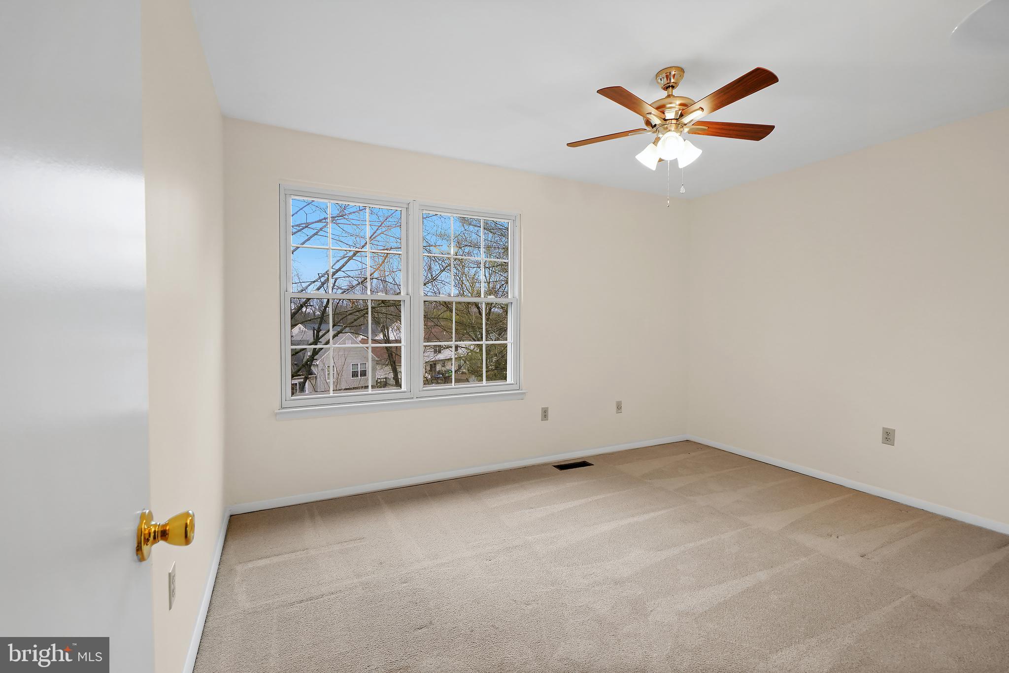 FLOWER HILL - Residential