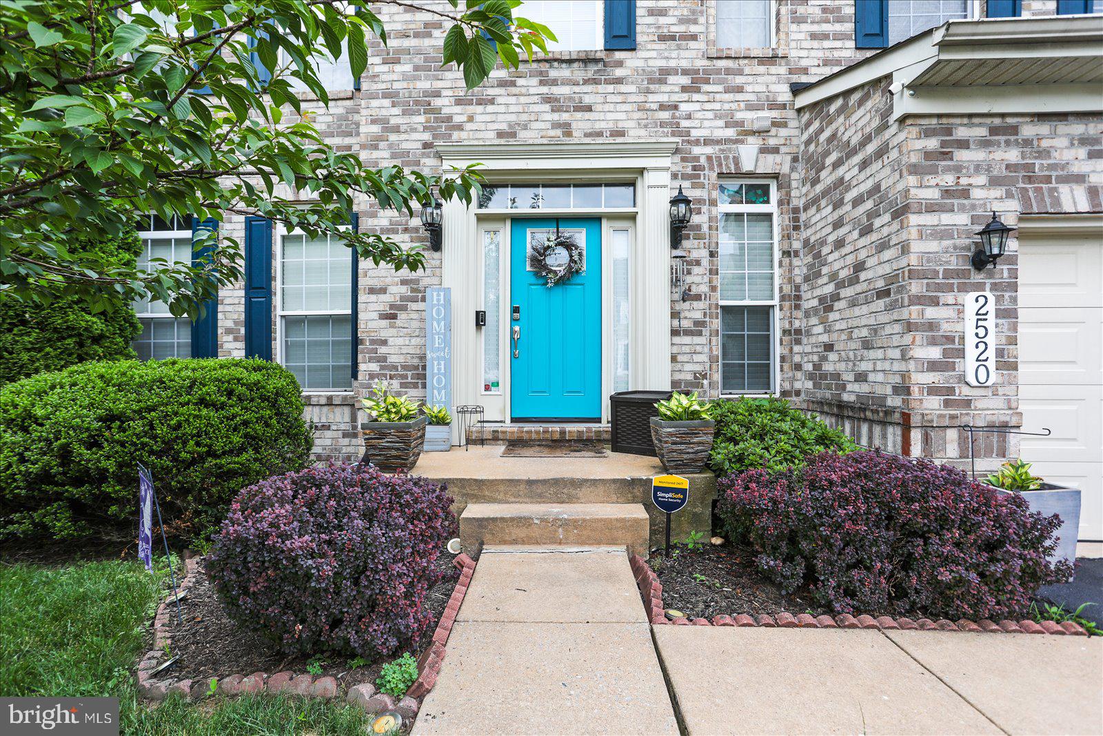 2520 VILLAGE ROAD