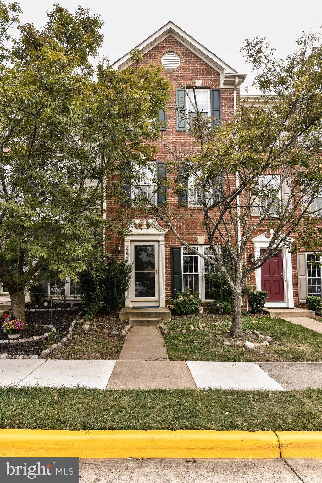 ASHBROOK VILLAGE - Residential Lease