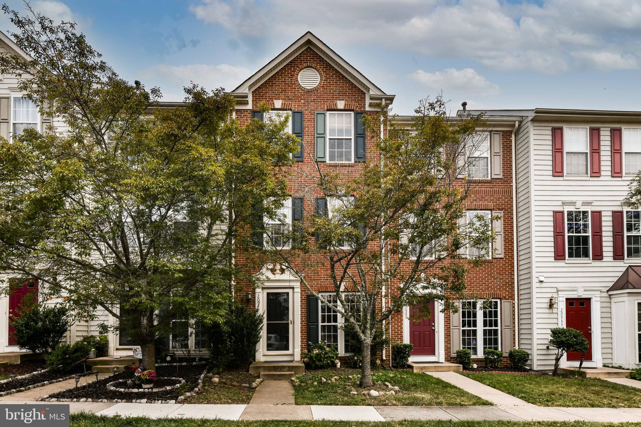 ASHBROOK VILLAGE - Residential Lease