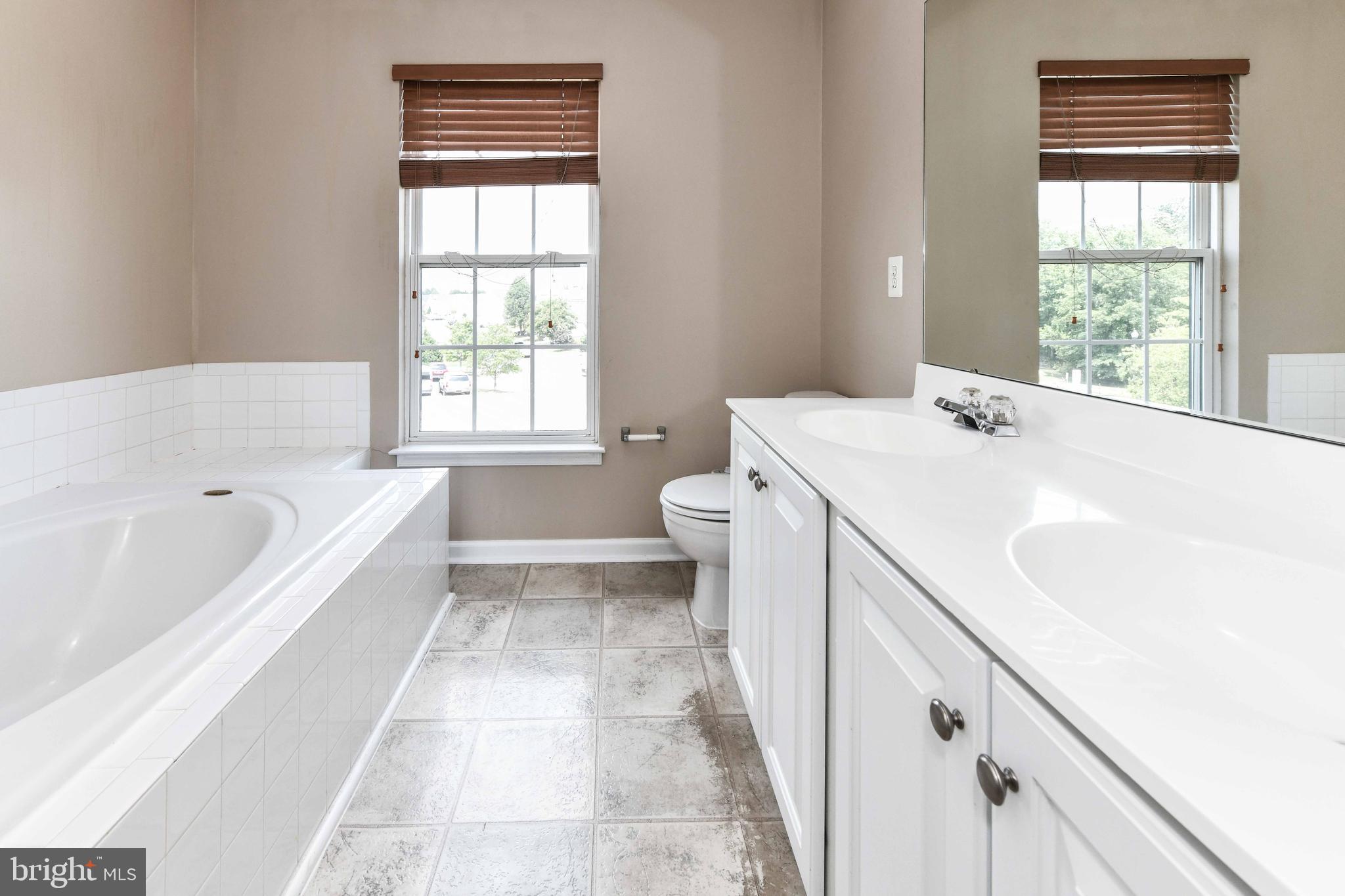 ASHBROOK VILLAGE - Residential Lease