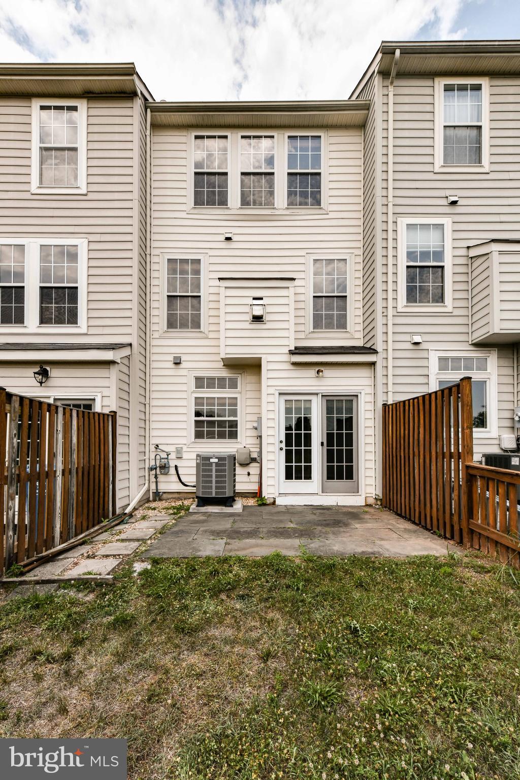 ASHBROOK VILLAGE - Residential Lease