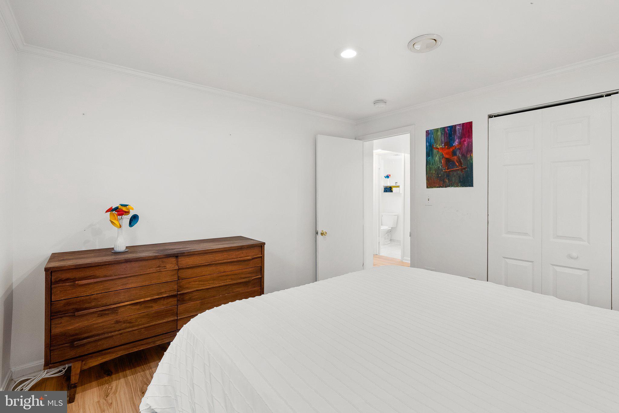 SEVEN OAKS - Residential