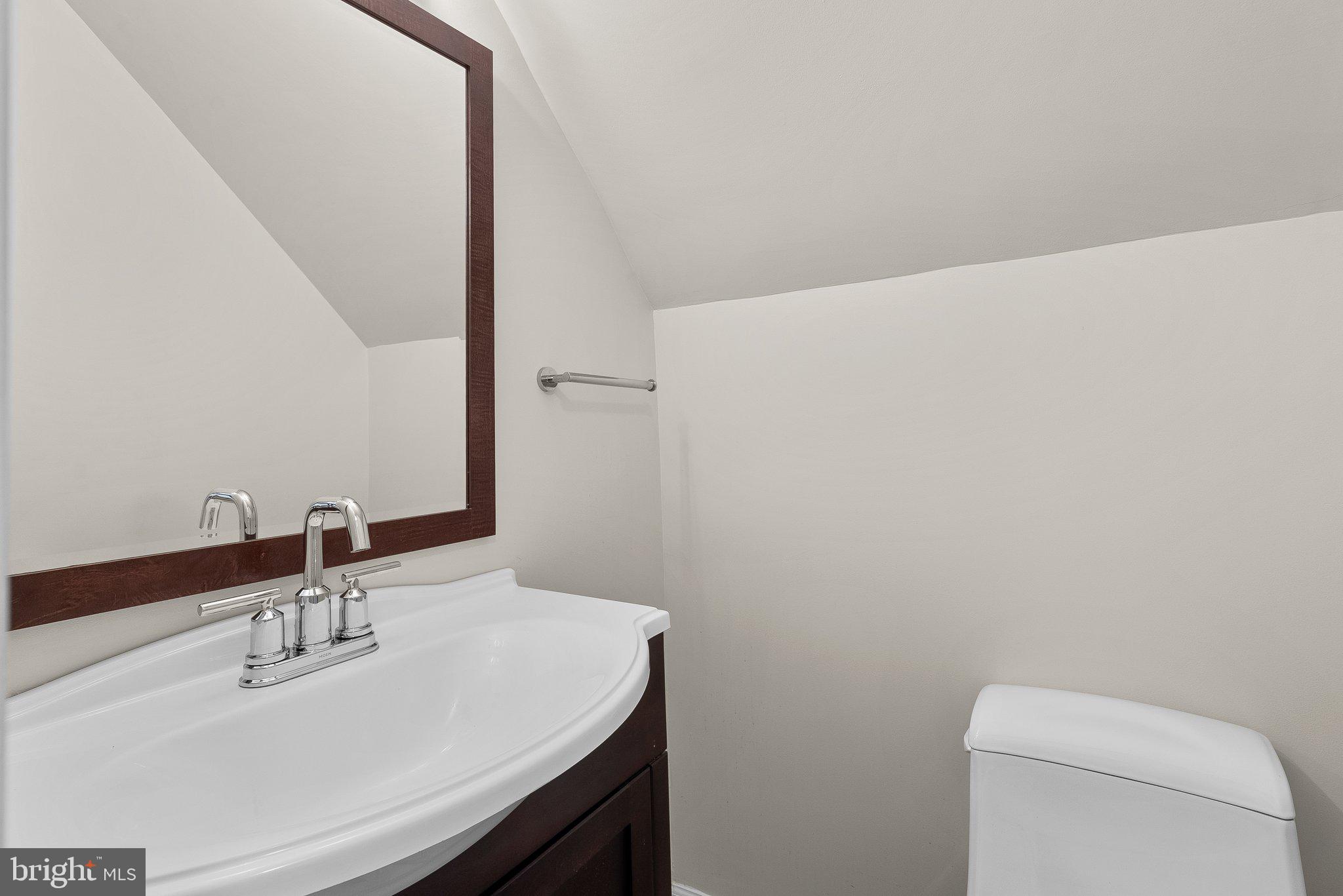 SEVEN OAKS - Residential