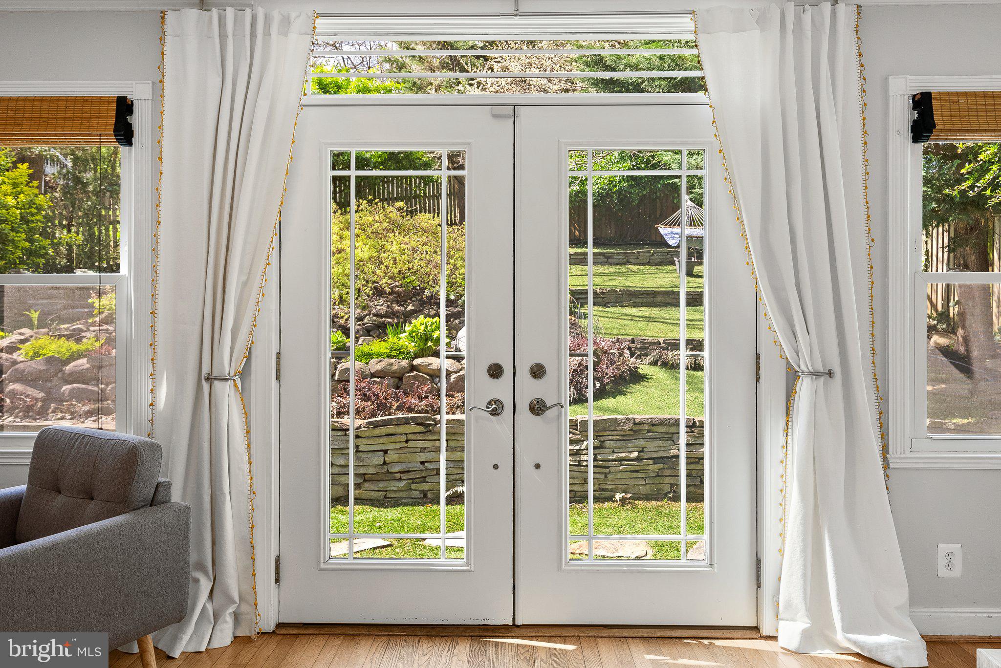 SEVEN OAKS - Residential