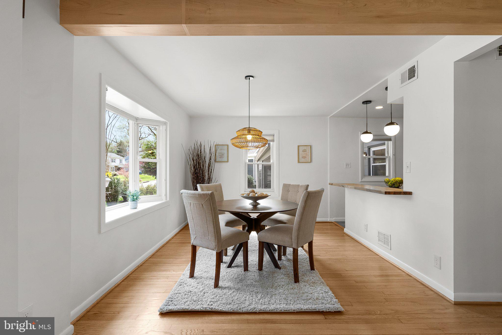 SEVEN OAKS - Residential