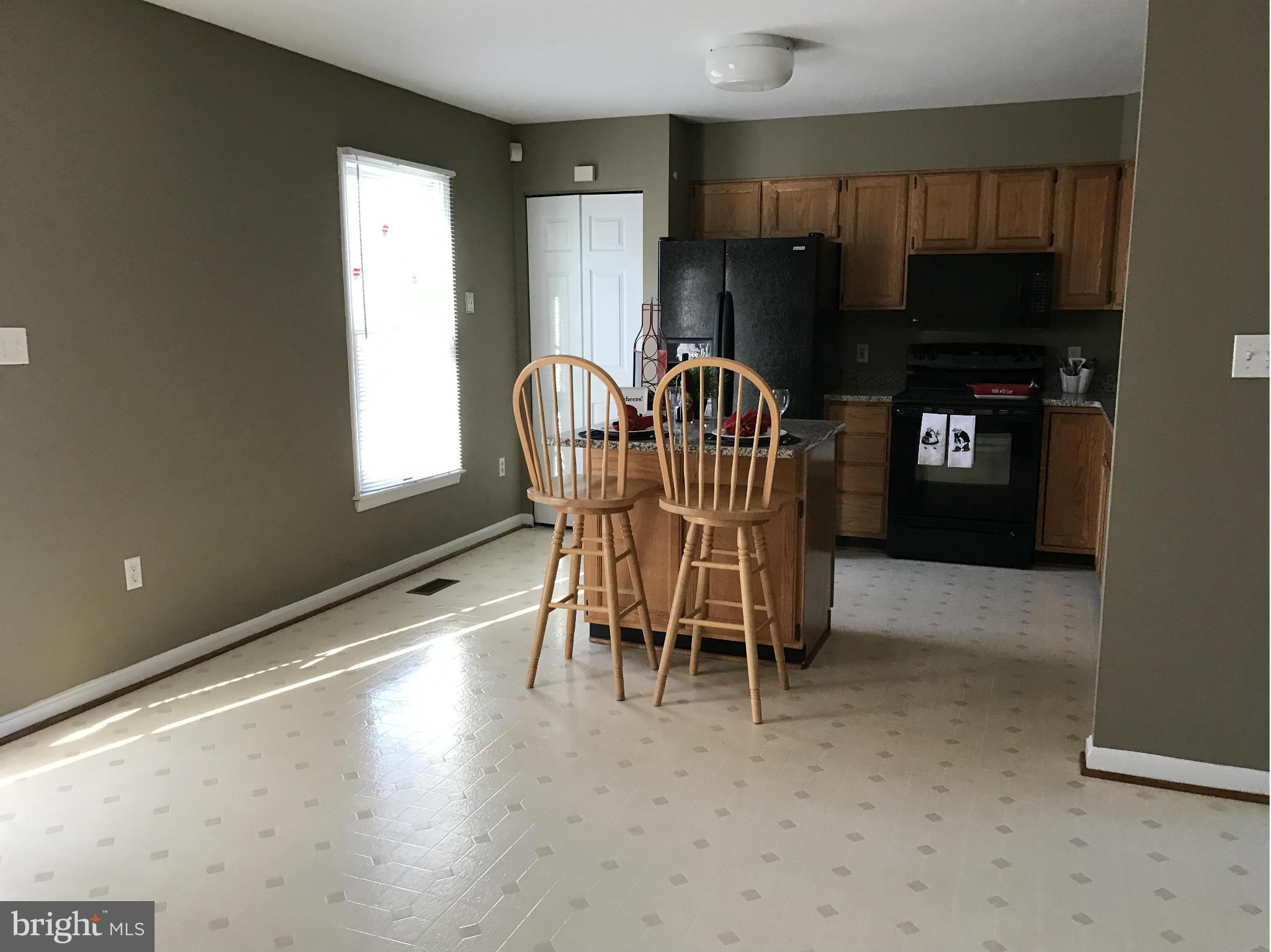 NOTTINGHAM VILLAGE - Residential