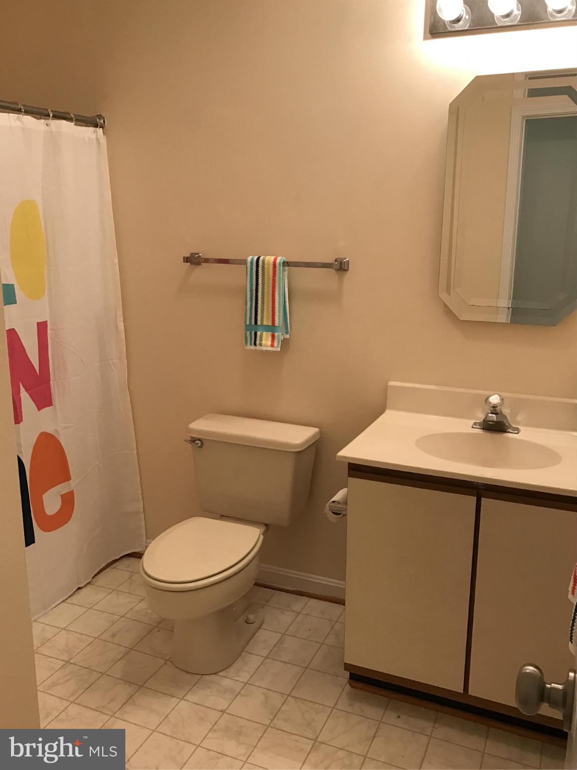 NOTTINGHAM VILLAGE - Residential