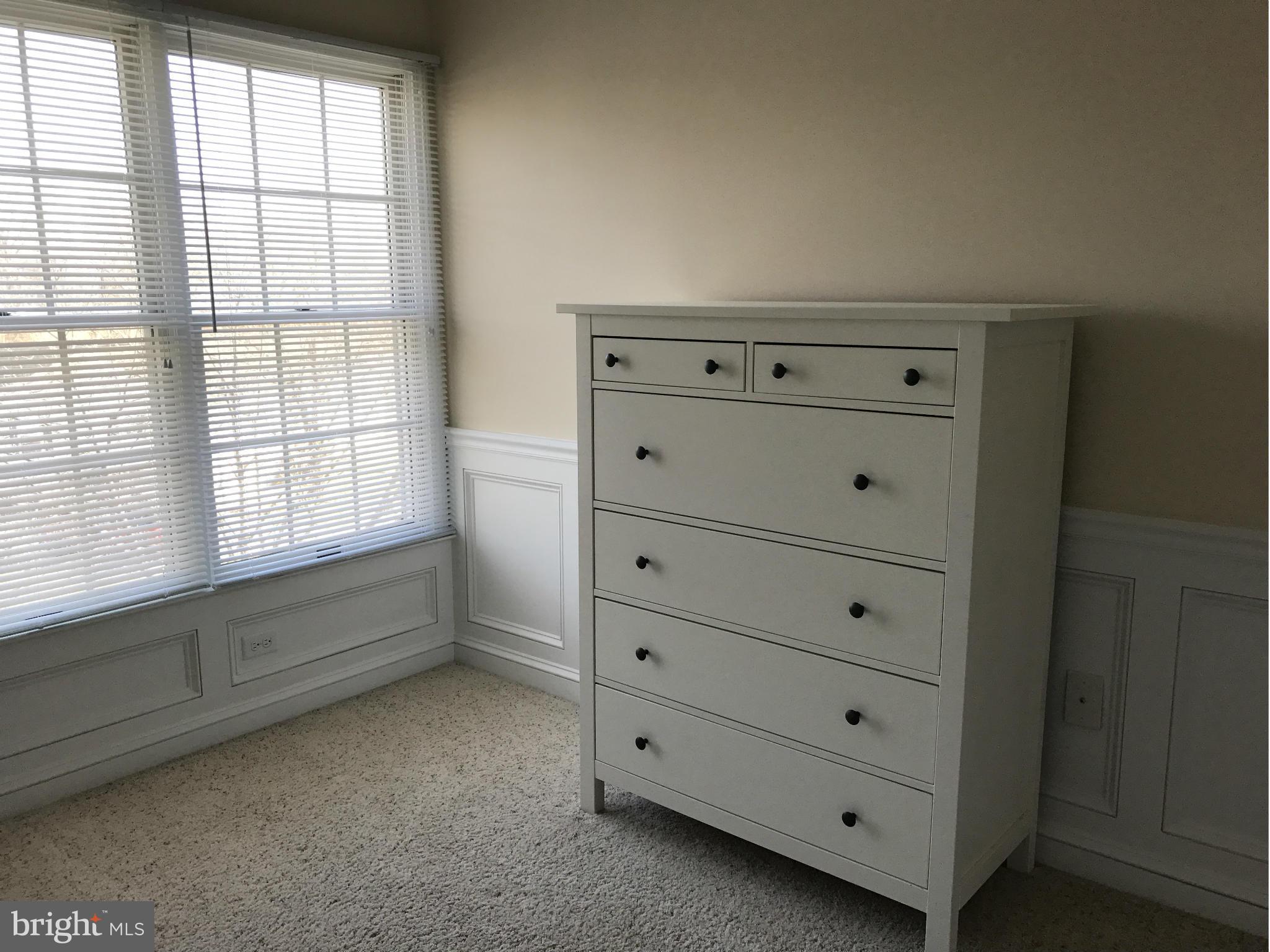 NOTTINGHAM VILLAGE - Residential