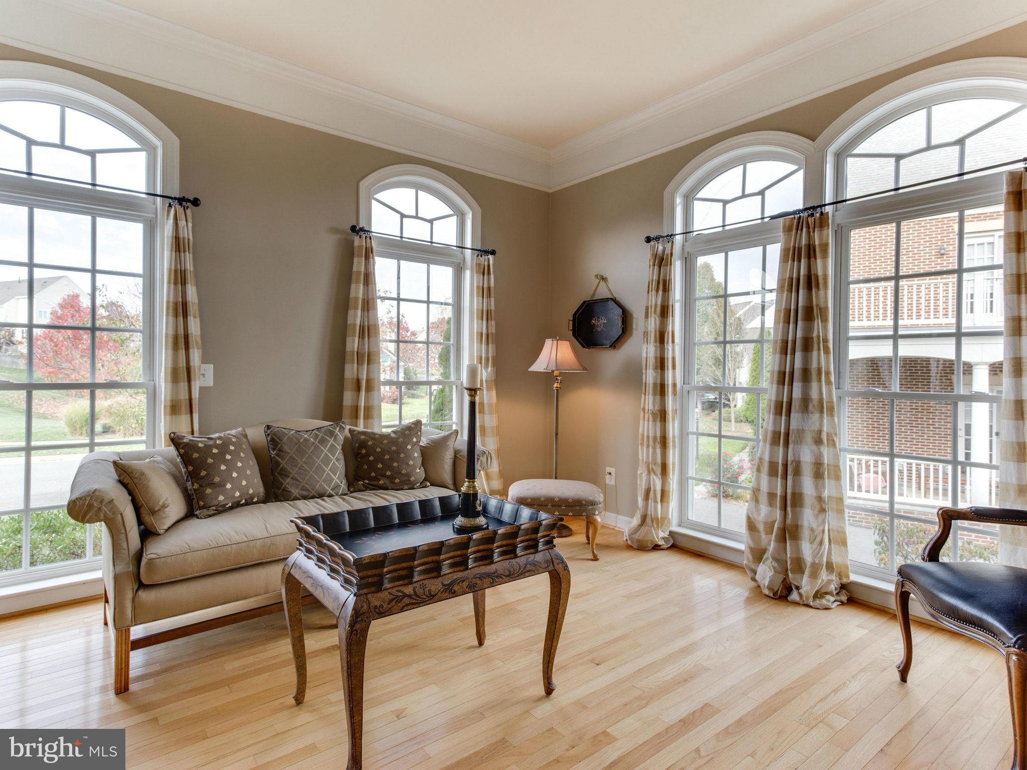 LANSDOWNE ON THE POTOMAC - Residential