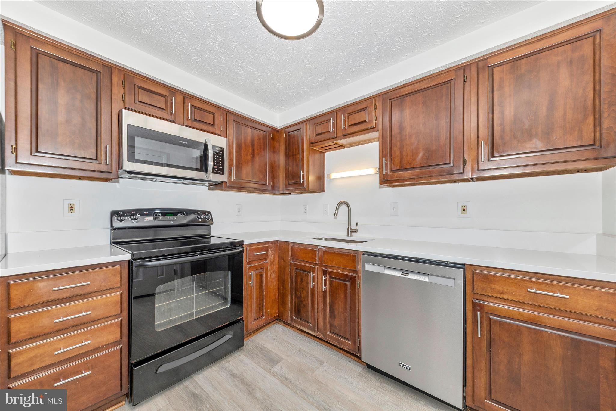 OVERLOOK - Residential