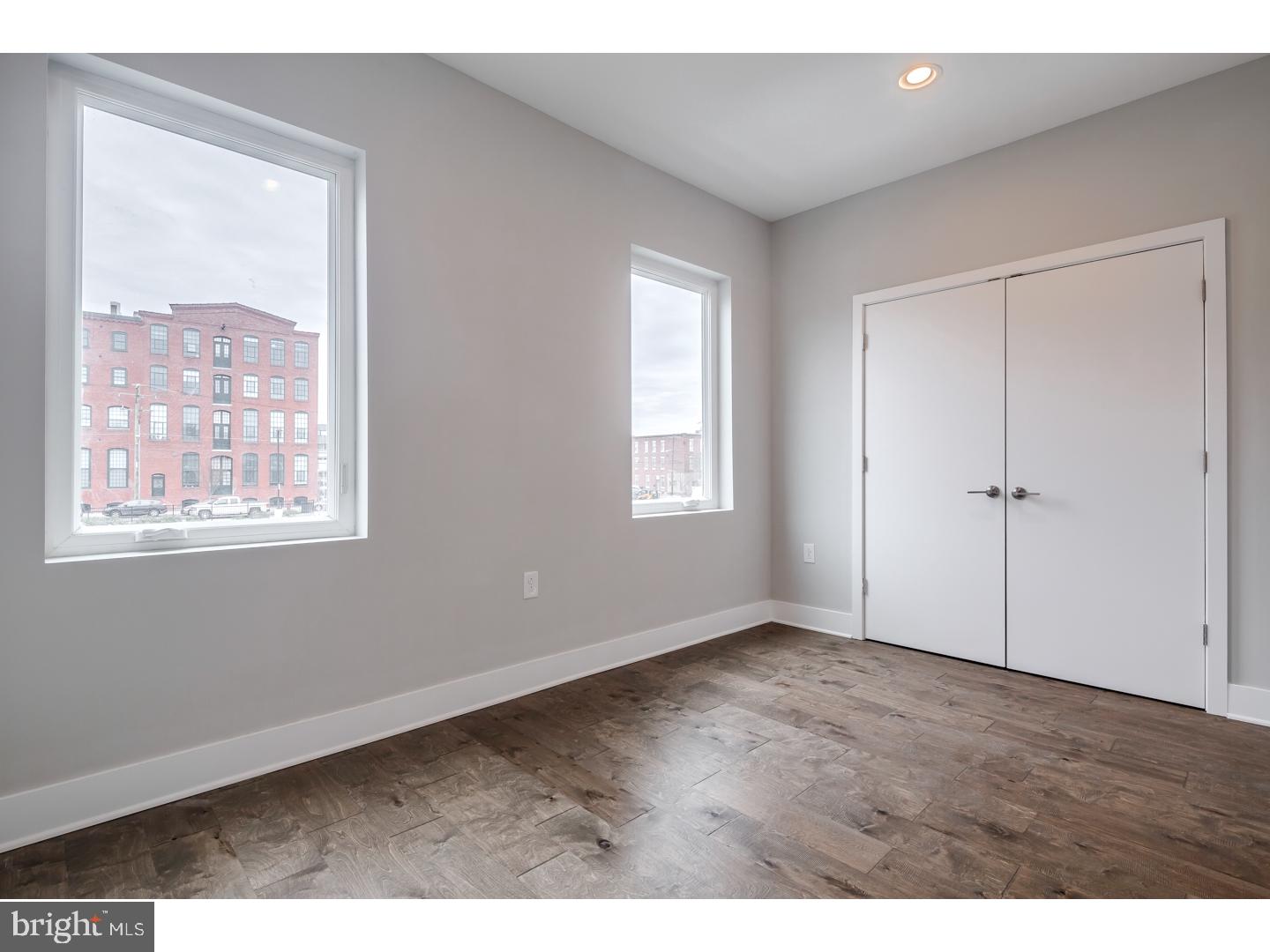 SOUTH KENSINGTON - Residential