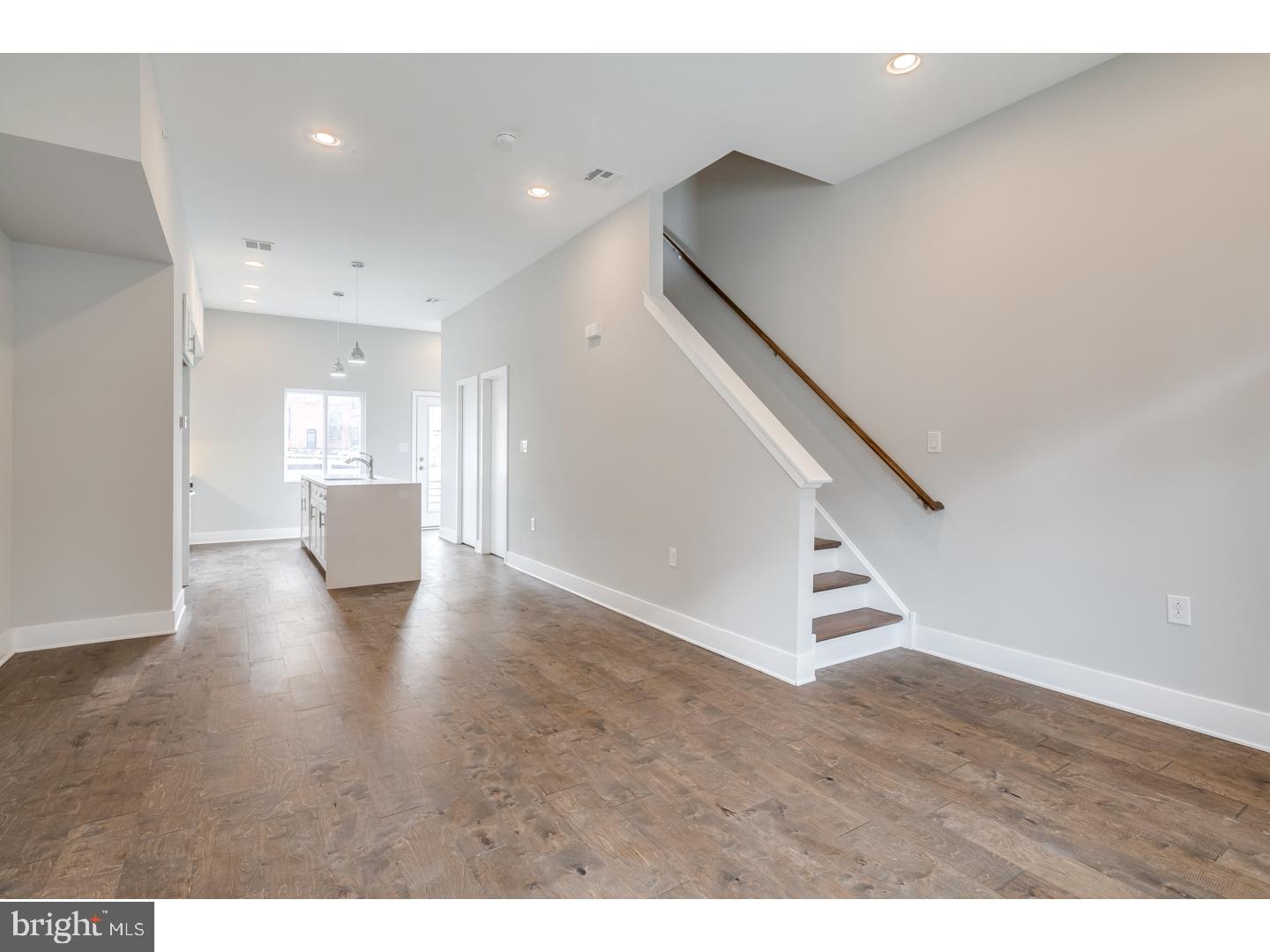 SOUTH KENSINGTON - Residential