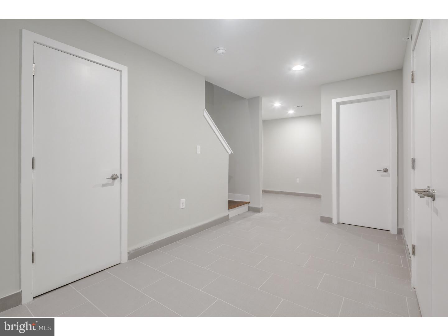 SOUTH KENSINGTON - Residential